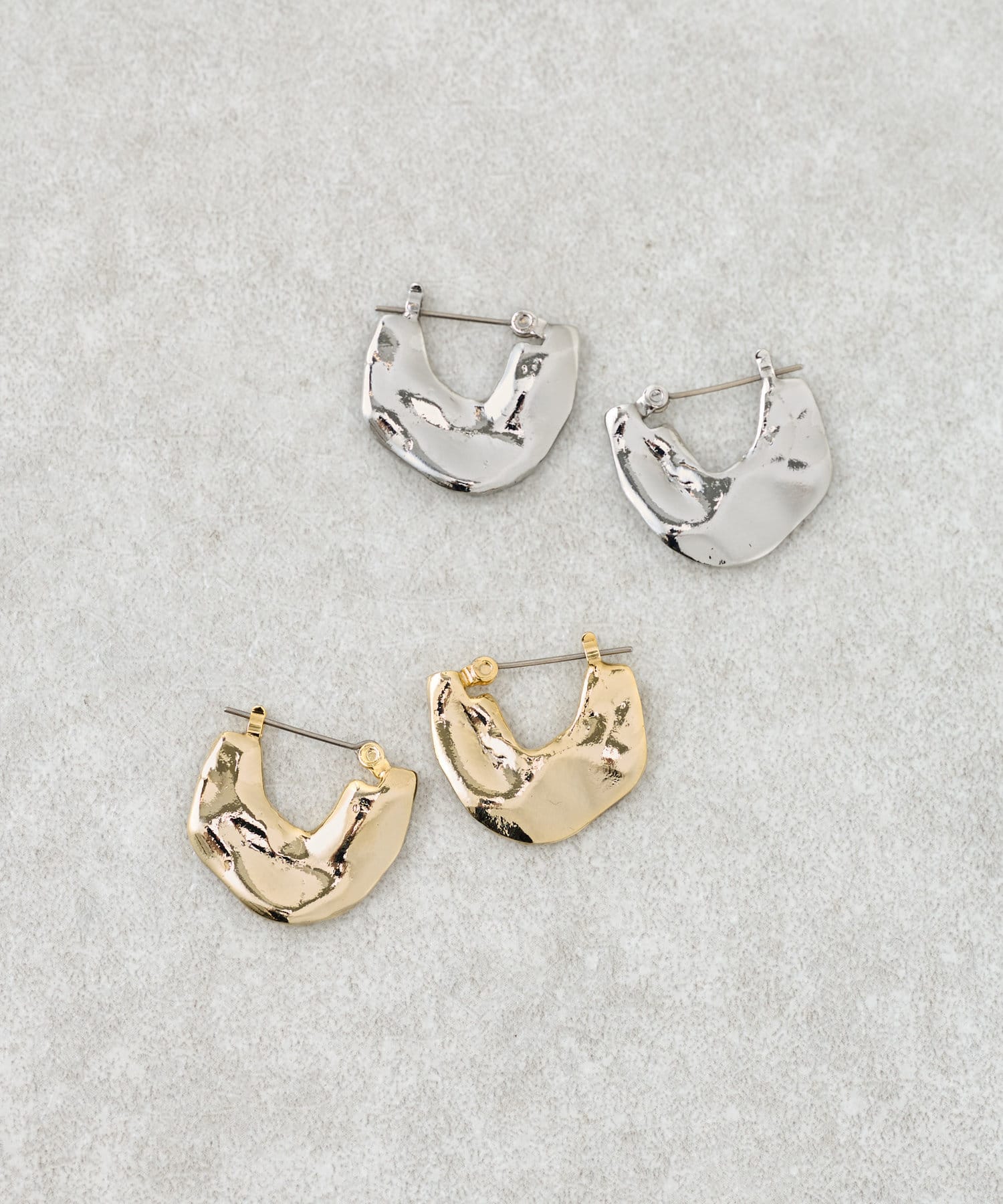 BEARDSLEY(ビアズリー) フラットピアス