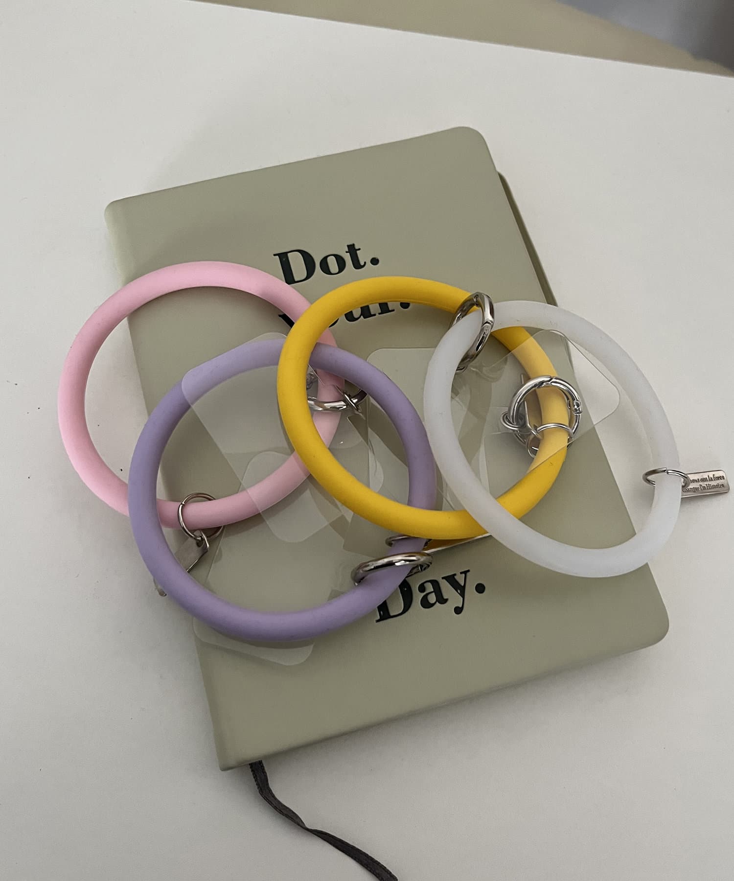 prose verse(プロズヴェール) 《WEB限定》ラバーリングストラップ