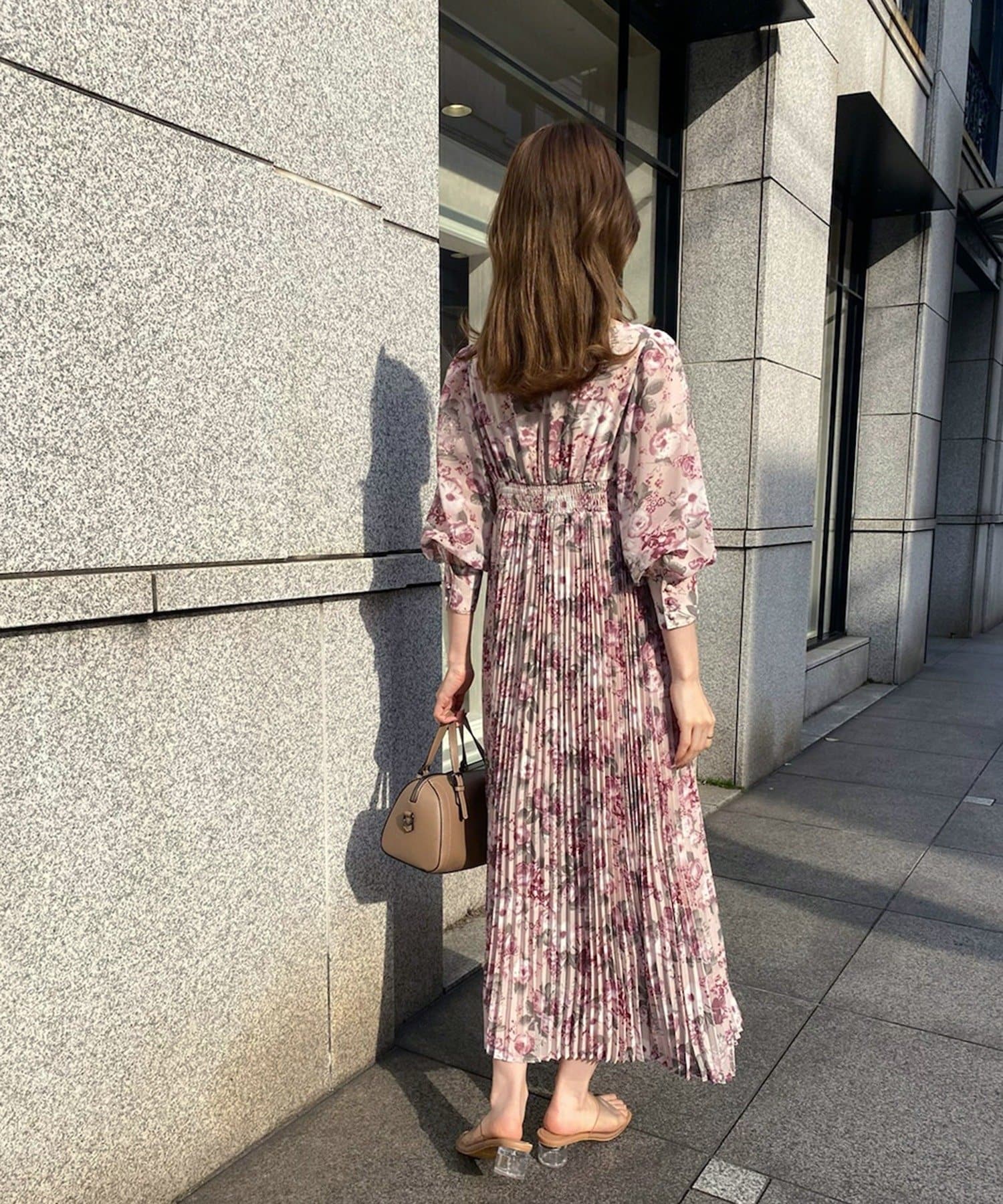 Cherie chuu】プリーツ花柄ワンピース | NICE CLAUP / OLIVE des