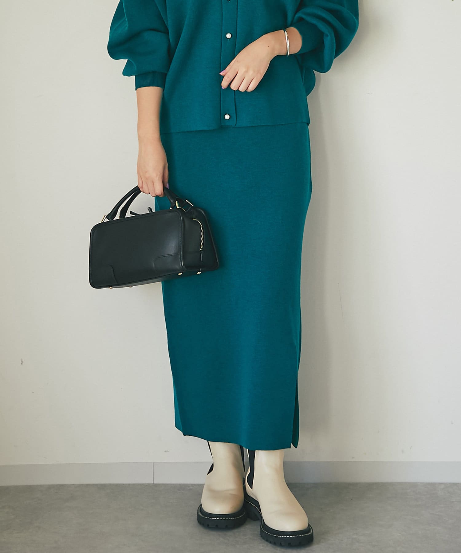 un dix cors(アンディコール) 【華ボトム】接結スリットナロースカート