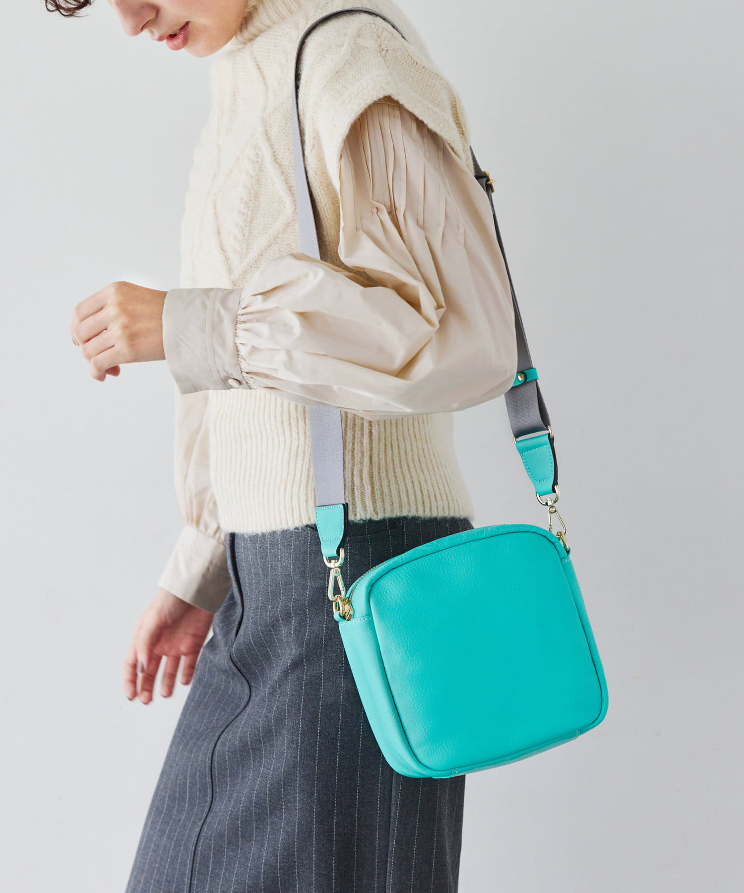 スーパーセール 半額タイムセール 新色登場】春色BOXショルダー - russet(ラシット)町田小田急店の バッグ