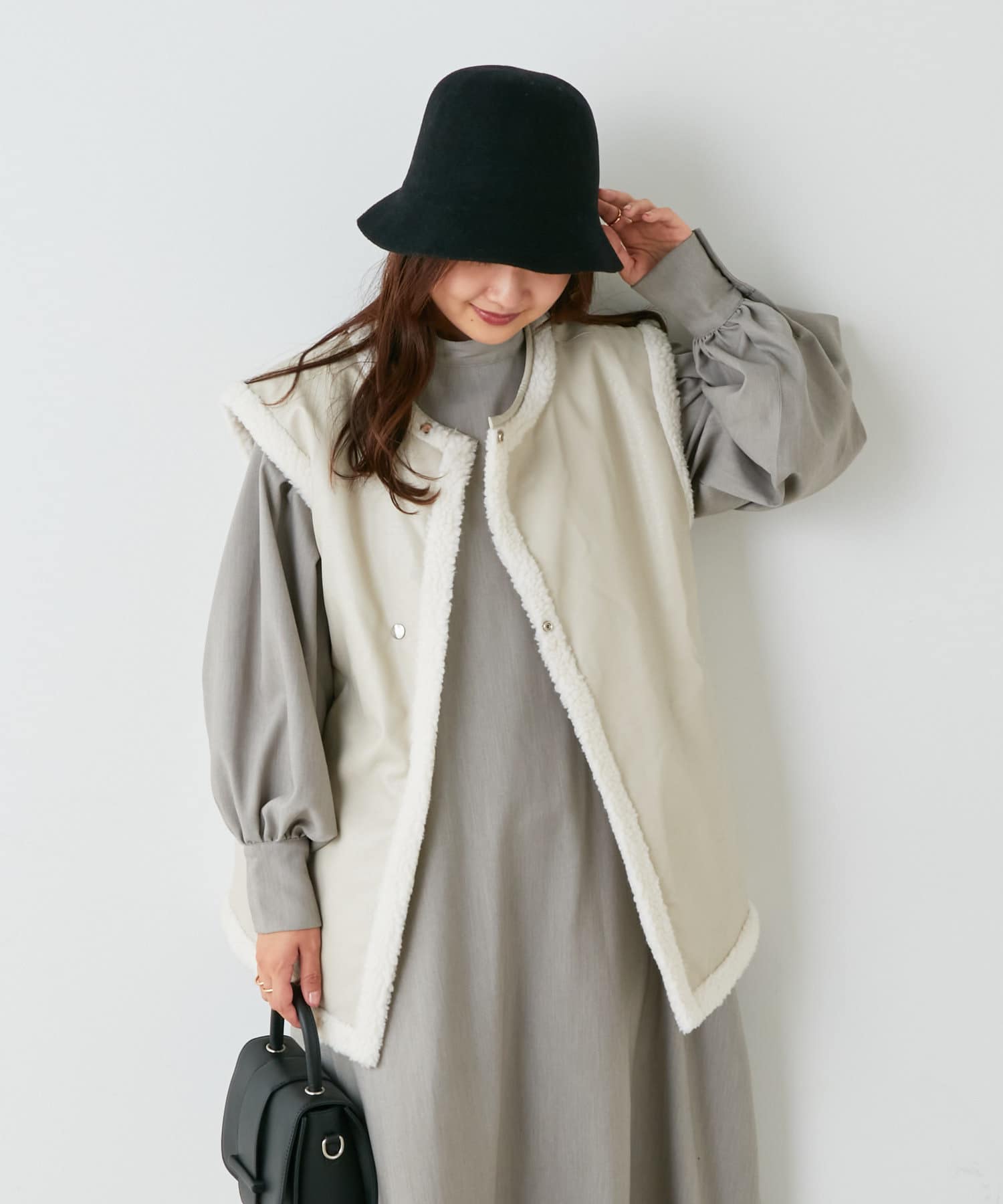 リバーシブルで着回し◎】フェイクレザーボアベスト | NICE CLAUP