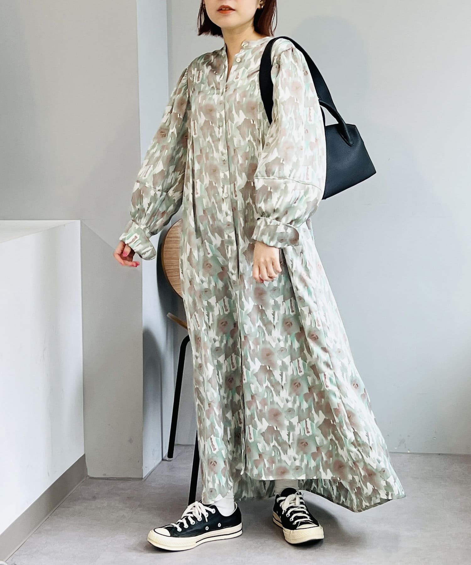 un dix cors(アンディコール) 【上品で華やか】ニュアンスマーブル柄ワンピース