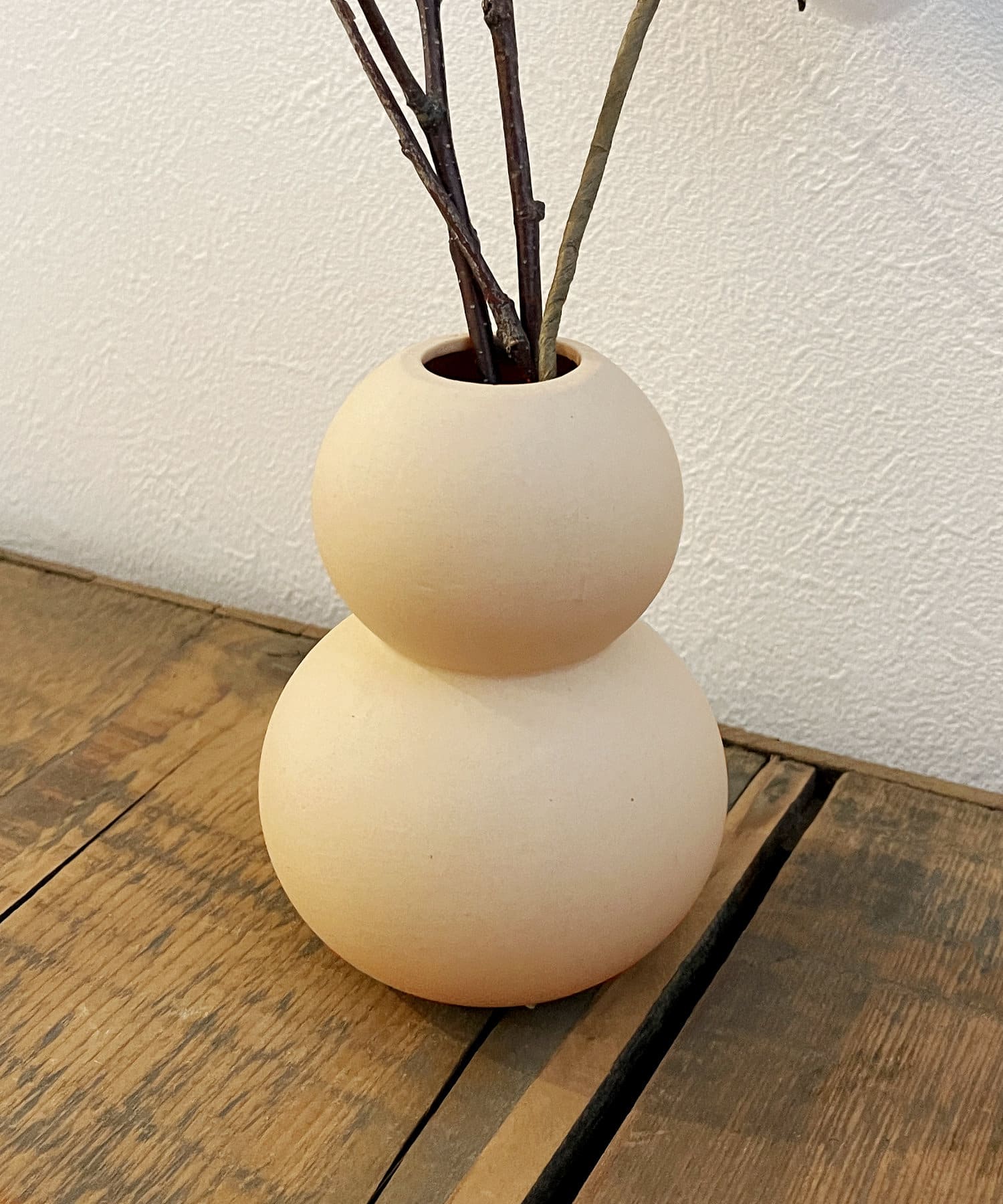 最安値に挑戦】 3COINS 陶器フラワーベース小丸 花瓶 ベージュ アイボリー スリーコインズ