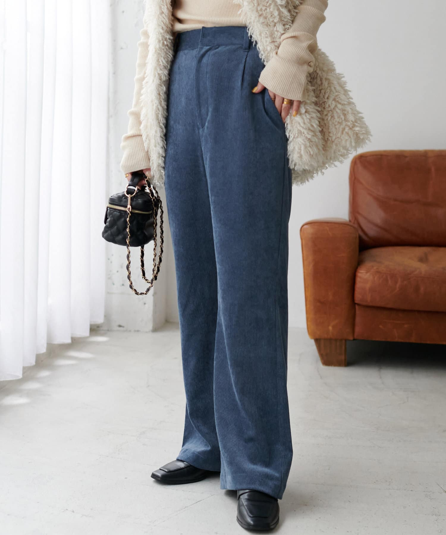 コーデュロイフレアパンツ Discoat ディスコート レディース Pal Closet パルクローゼット パルグループ公式ファッション通販サイト