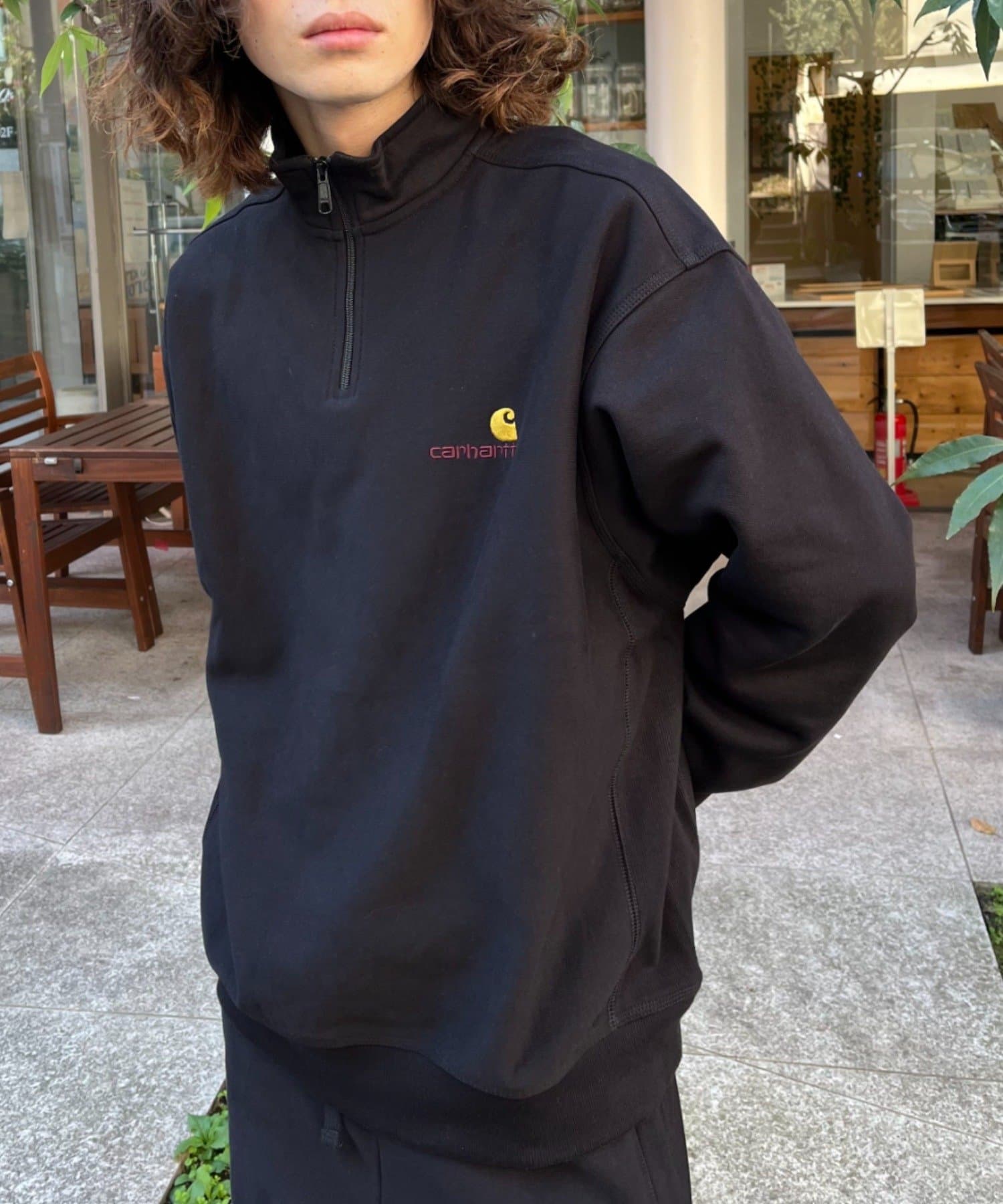 Carhartt ハーフジップ