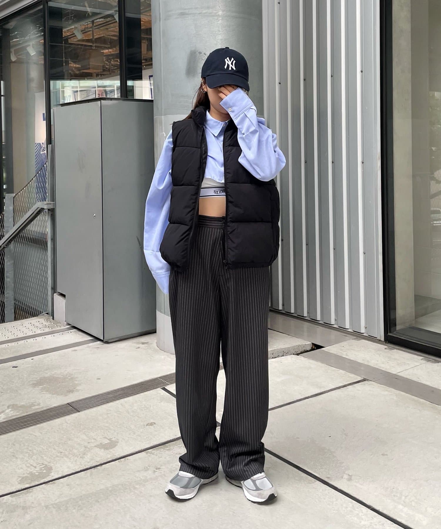 WHO’S WHO gallery(フーズフーギャラリー) 《無地・ピンストライプ柄有》ストレートスラックス