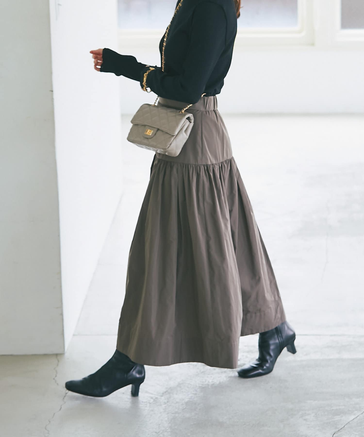 美品☆ラブティックボンボン 完売品☆ウェザーティアードロングスカート　38 美品☆ラブティックボンボン 完売品☆ウェザーティアードロング