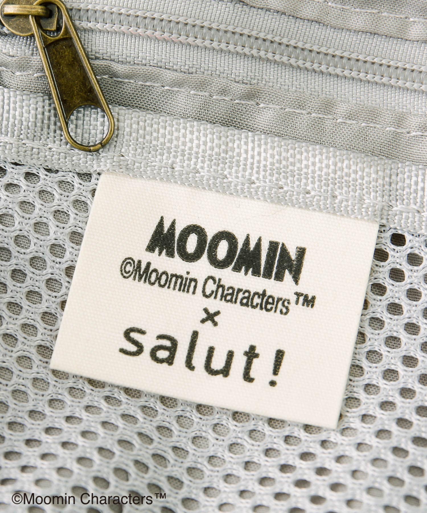 salut!(サリュ) 【MOOMIN×salut!】刺繍マルチポーチ