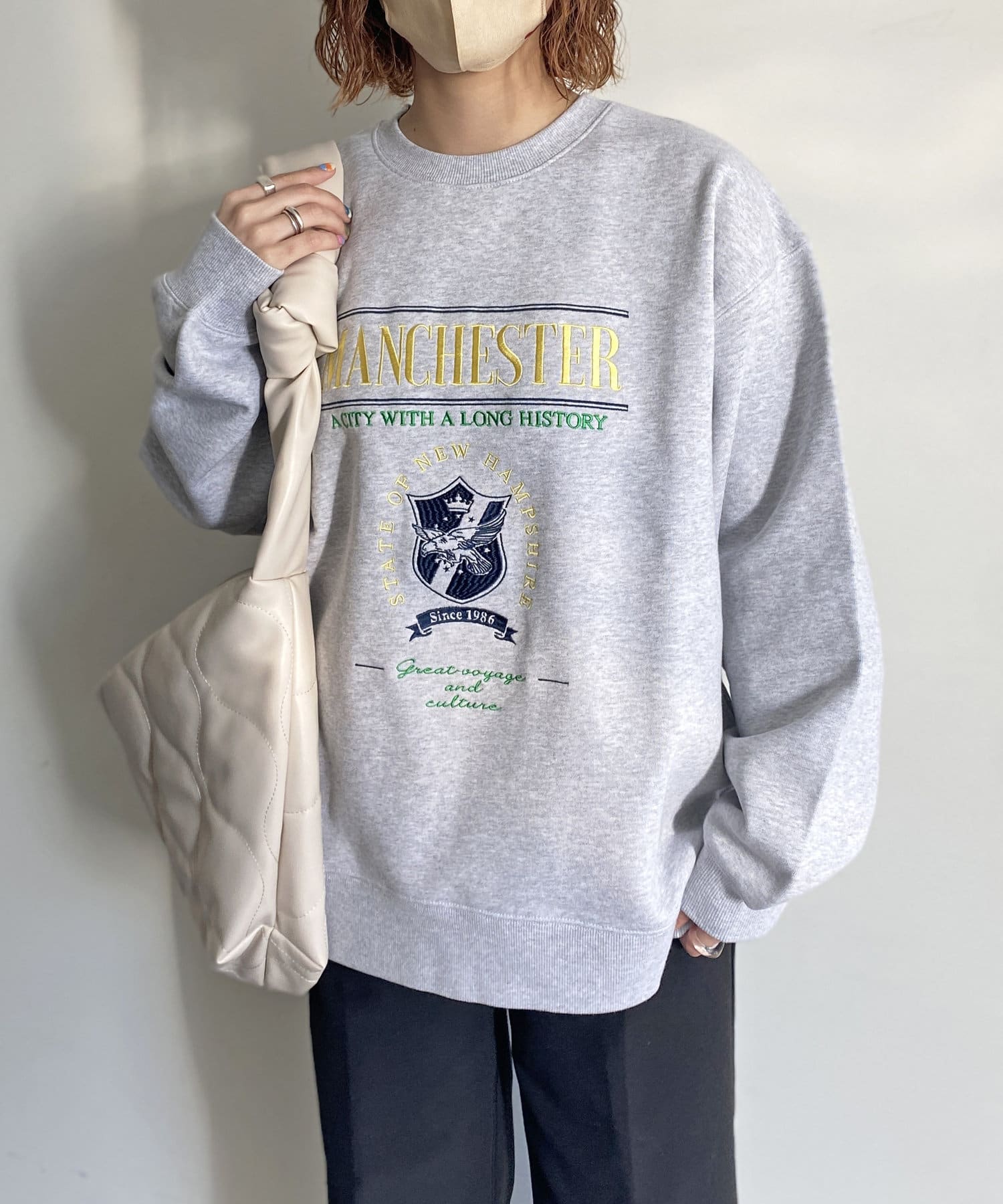 【おまとめ購入】くまさん刺繍 スウェット カレッジTシャツ