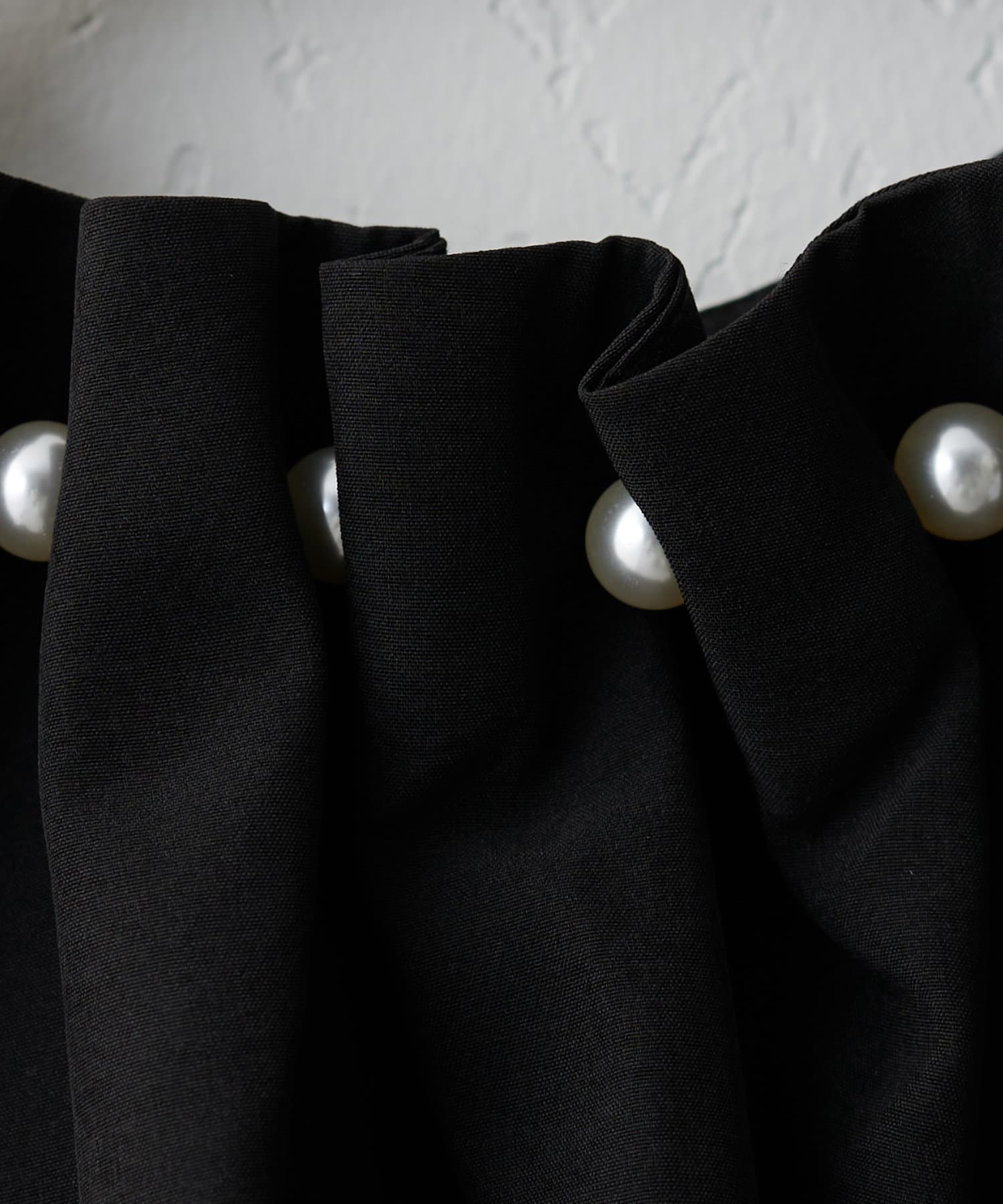 natural couture(ナチュラルクチュール) アクセサリーなしで決まる/パールネックタックブラウス