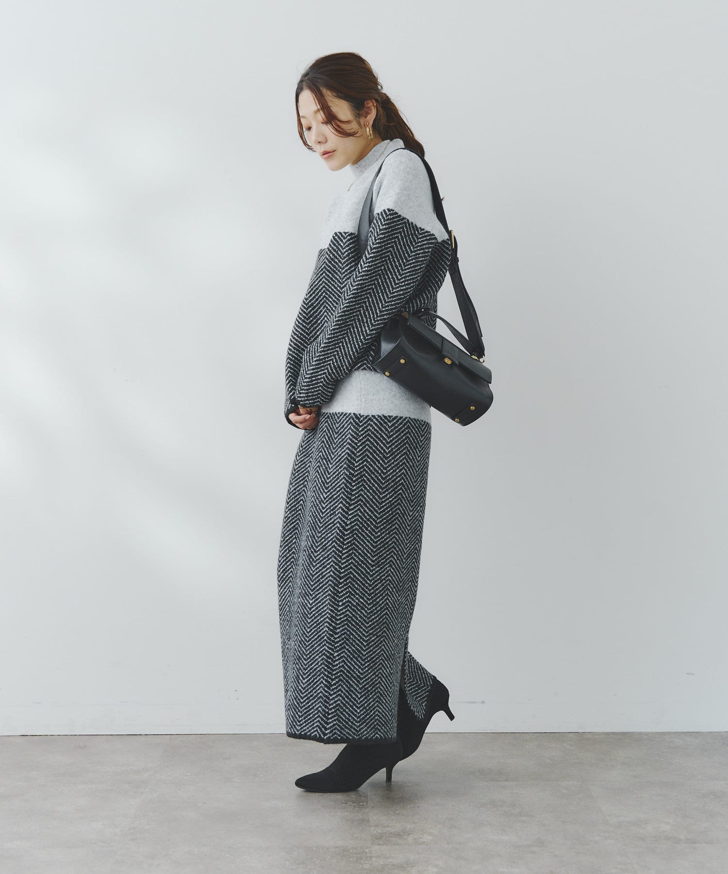 Chez toi(シェトワ) ヘリンボーン柄タイトスカート