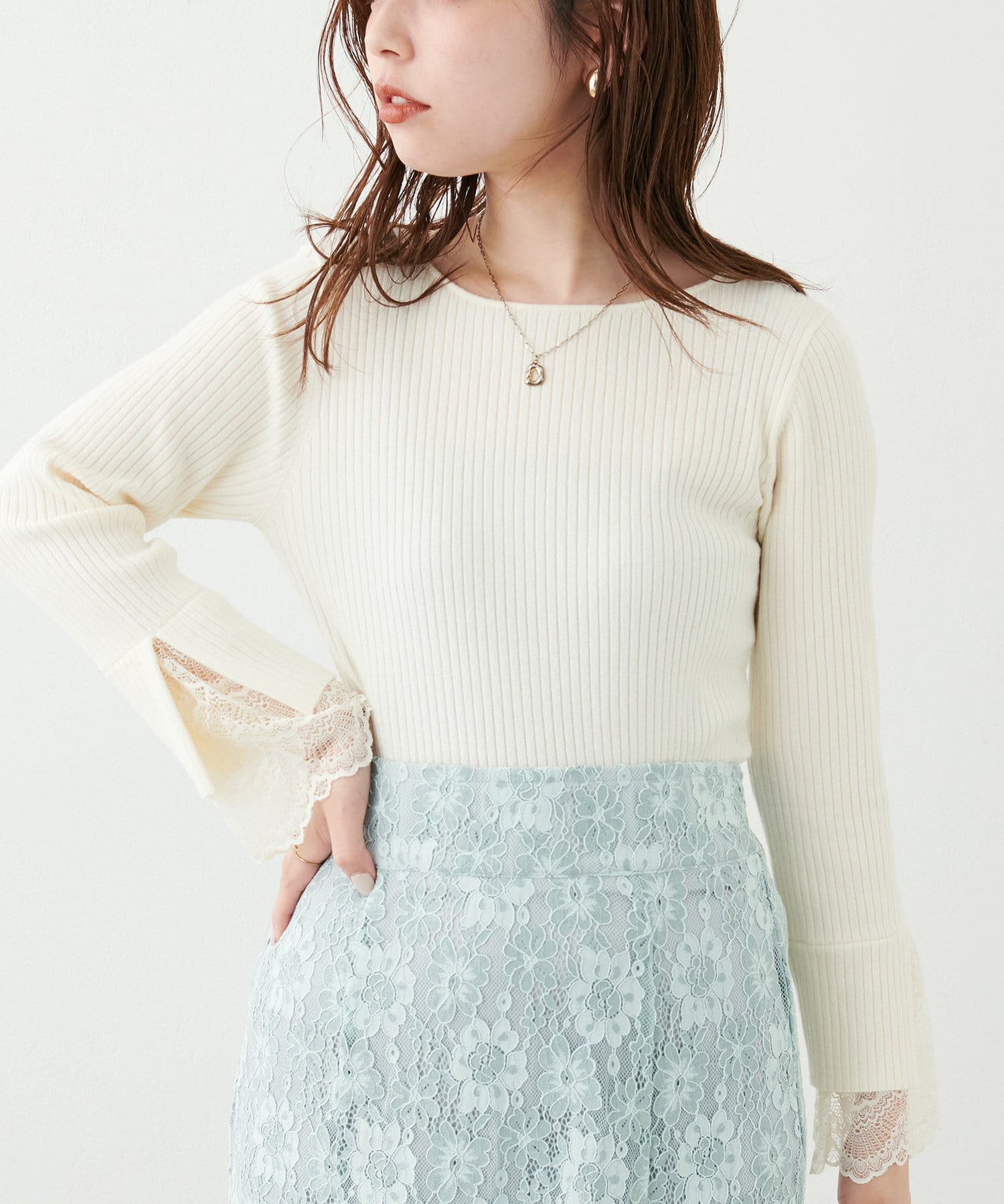 大人気リバイバル/2022AW/前後2WAY袖口レースリブニット | natural
