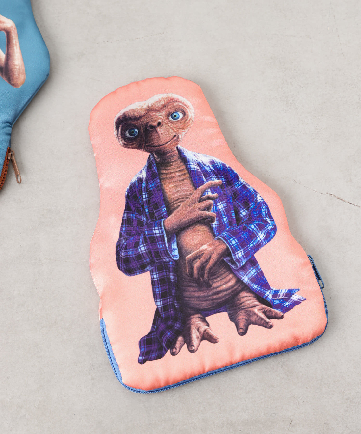 E.T」 40周年記念アイテムスタート！ - BIRTHDAY BAR(バースデイバー