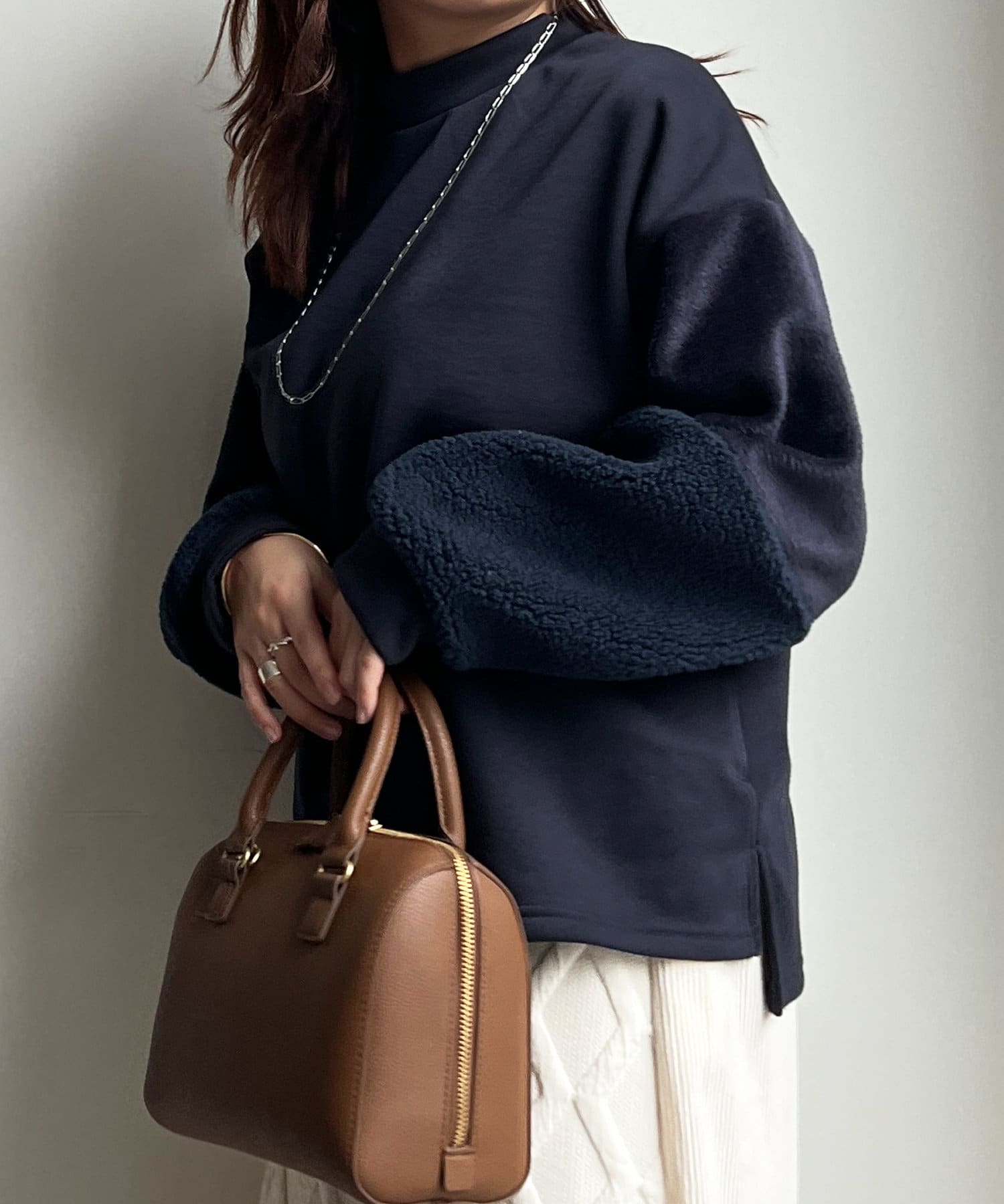 Chez toi(シェトワ) 袖ファーボア切替ボトルネックプルオーバー