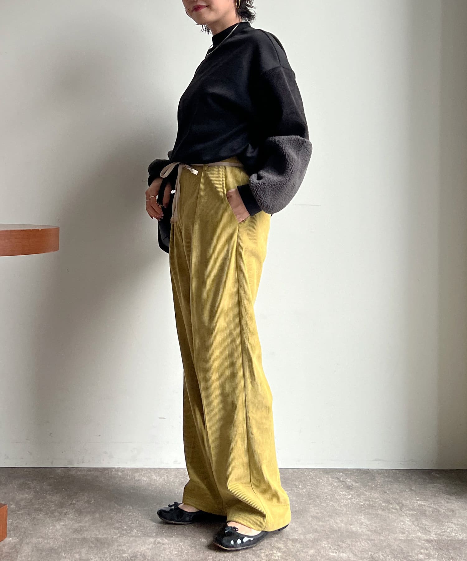 Chez toi(シェトワ) 袖ファーボア切替ボトルネックプルオーバー