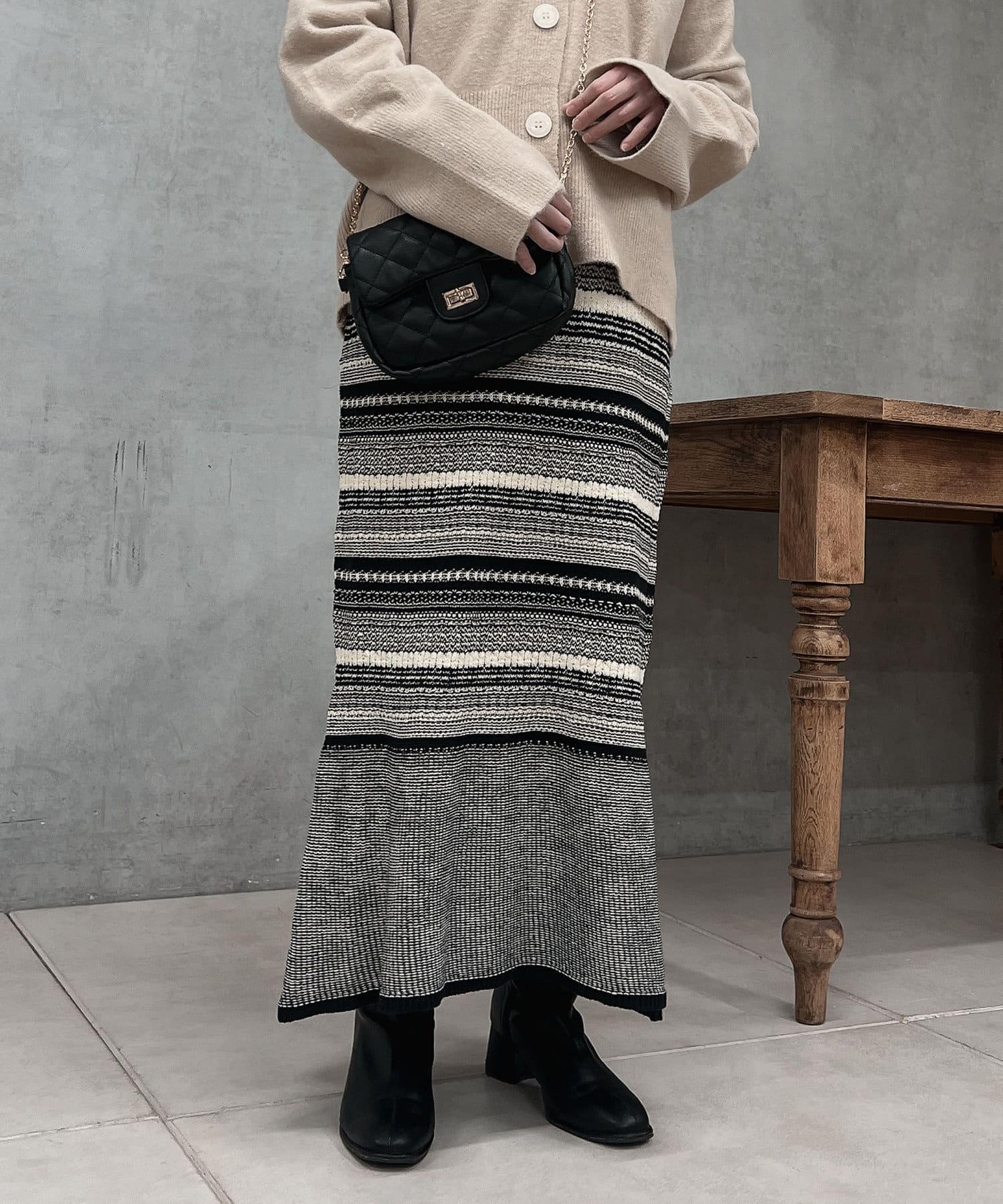 un dix cors(アンディコール) ネイティブ柄JQマーメイドスカート