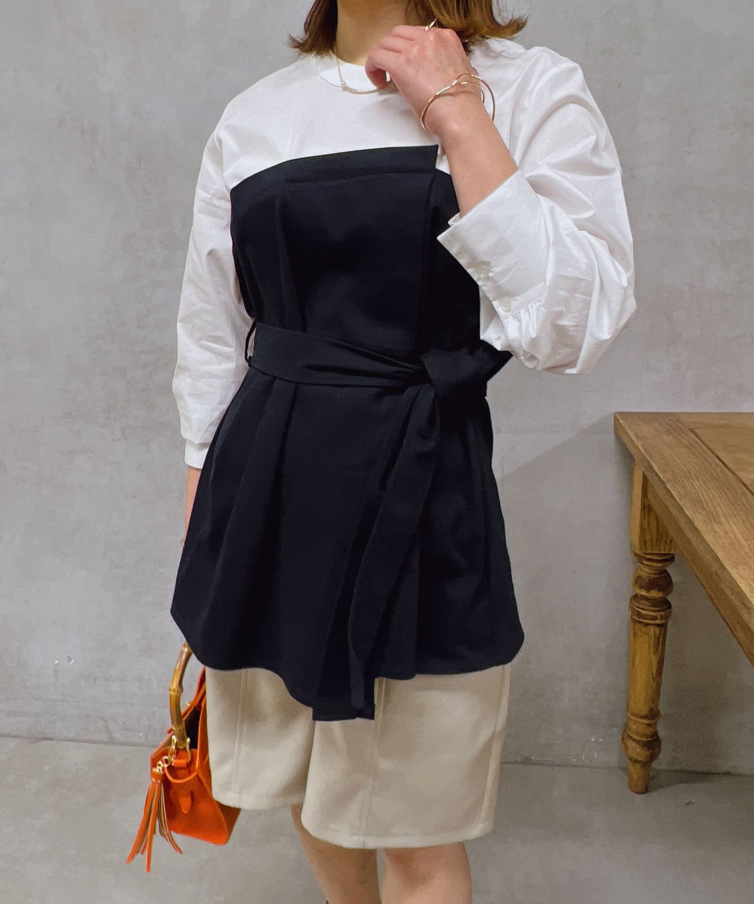 un dix cors(アンディコール) ビスチェドッキングブラウス