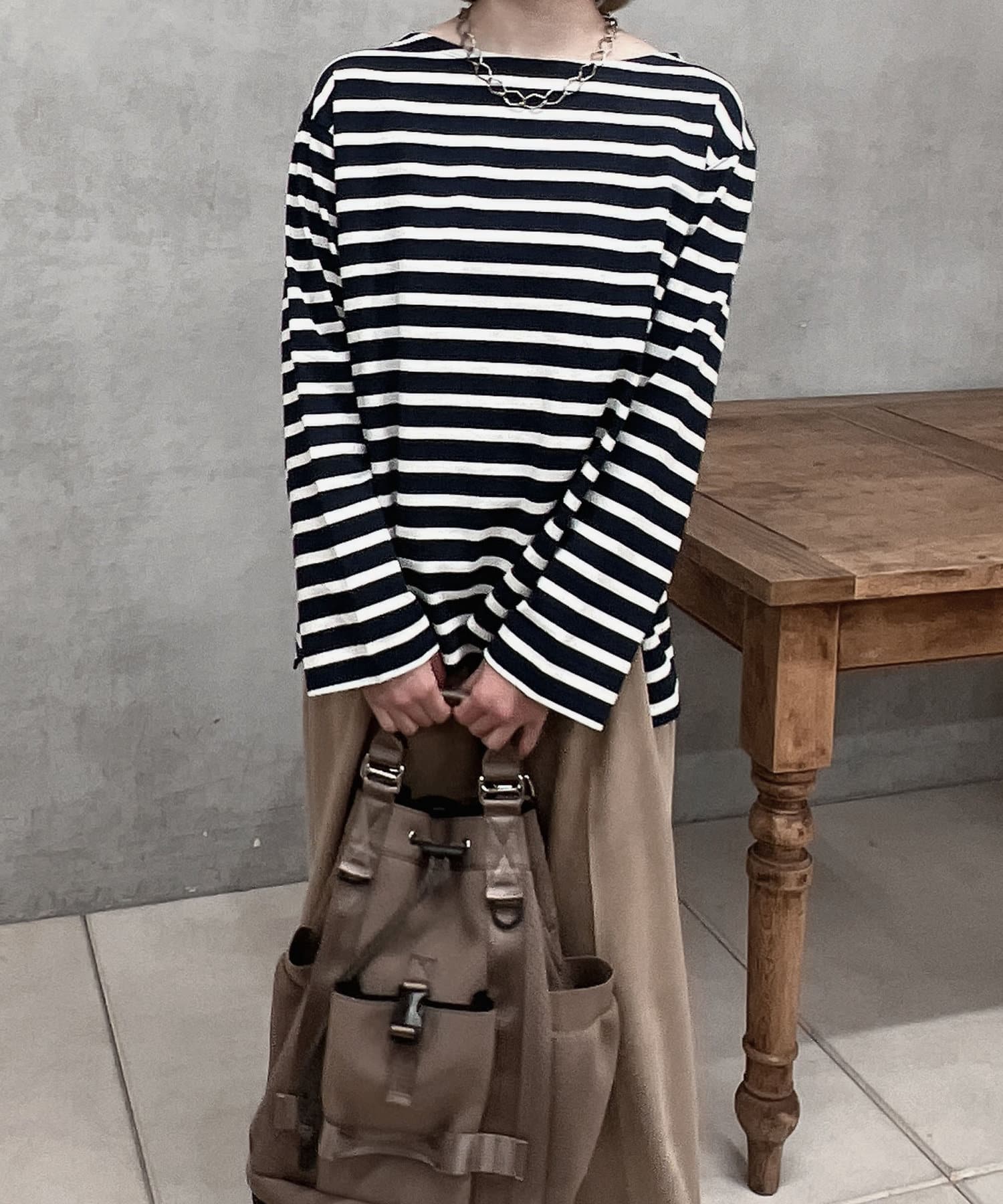 un dix cors(アンディコール) ボートネックボーダープルオーバー