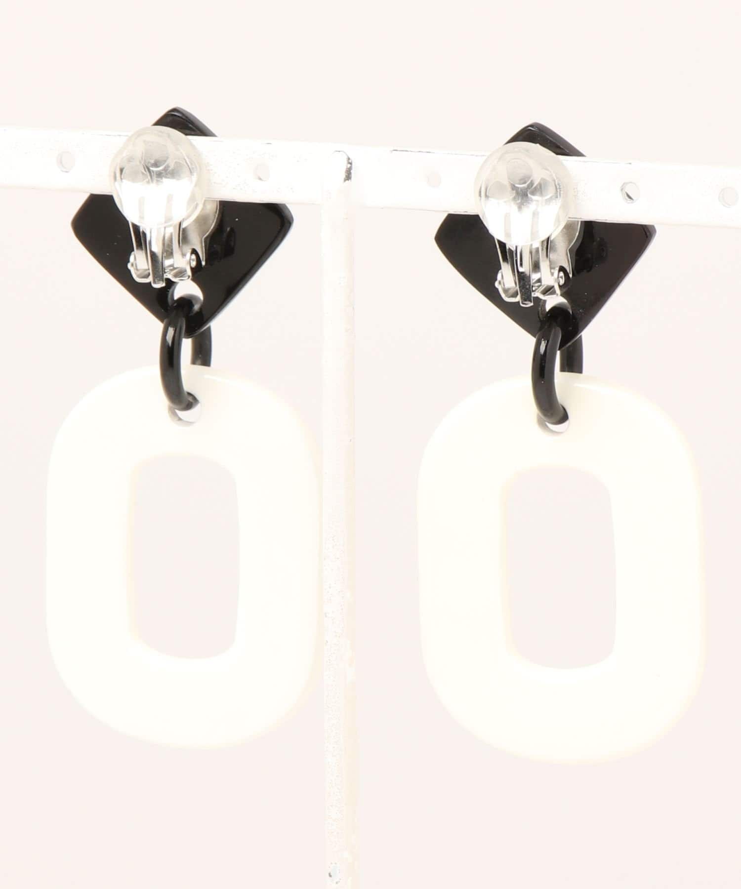 ear PAPILLONNER(イア パピヨネ) 《WEB限定》水牛角リングイヤリング