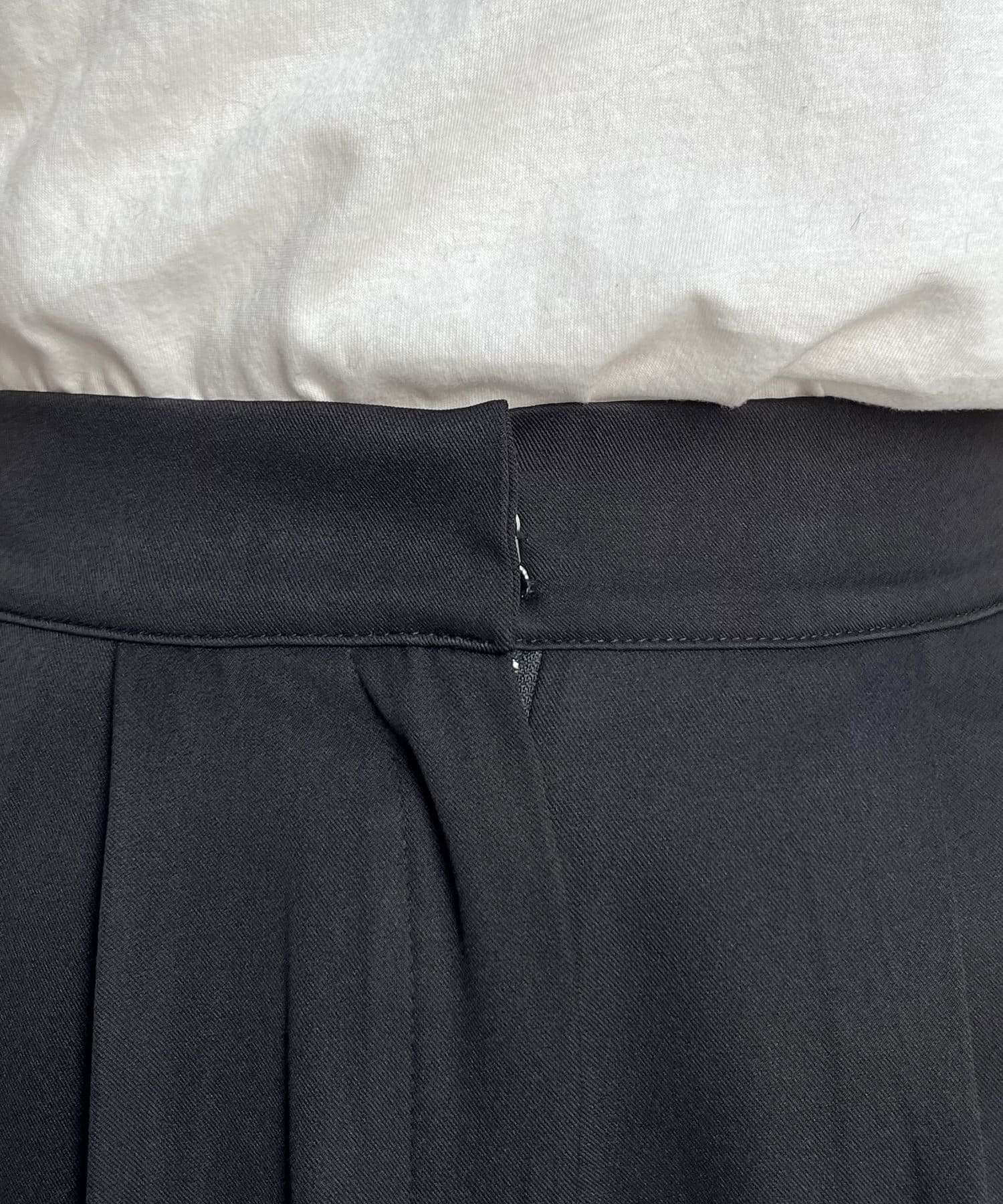 prose verse(プロズヴェール) タックショートパンツ