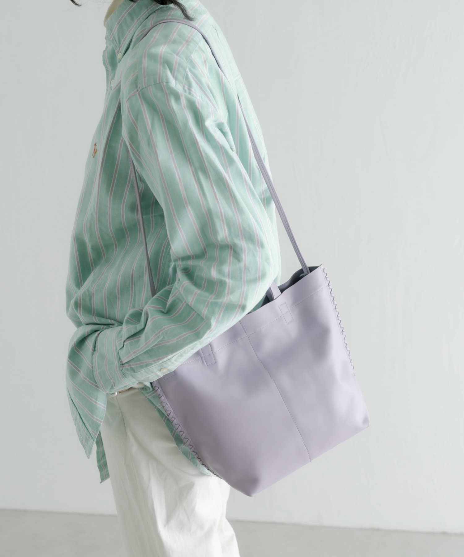 【新品】ear PAPILLONNER サイドポイントトートバッグ S　シルバー 新品】ear PAPILLONNER サイドポイントトートバッグ S シルバー