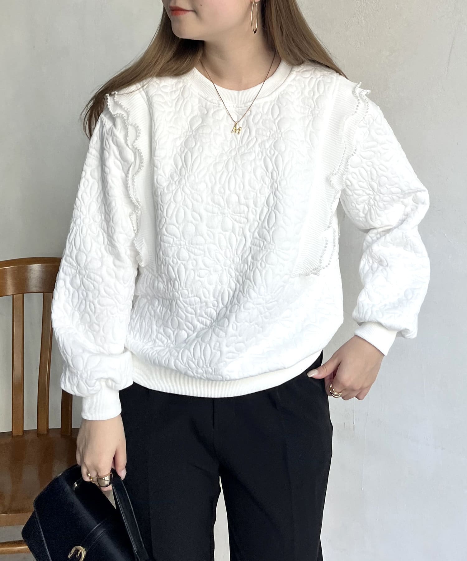 prose verse(プロズヴェール) 花柄キルティングパールプリーツプルオーバー