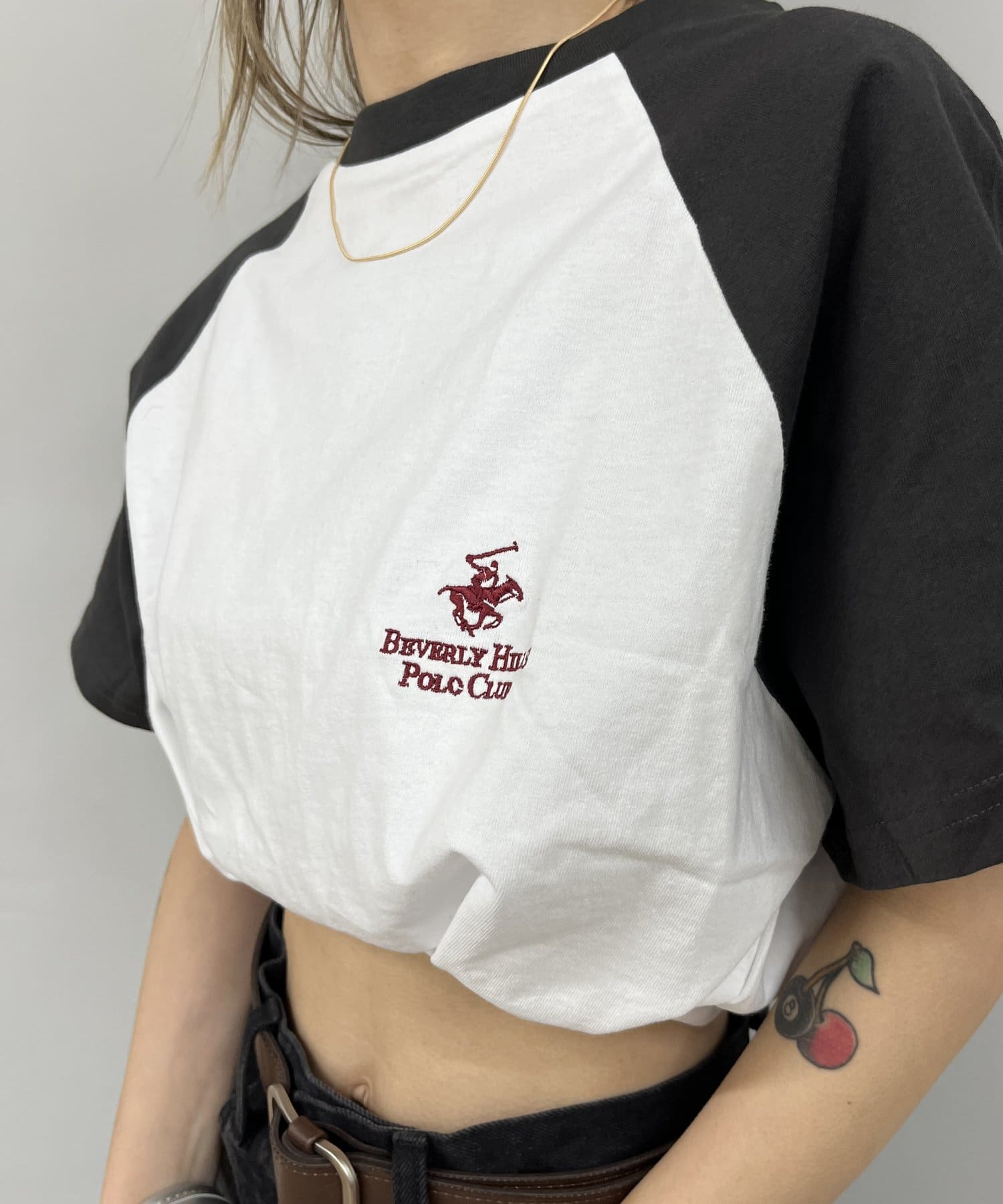 WHO’S WHO gallery(フーズフーギャラリー) BEVERLY HILLS POLO CLUBラグランTEE