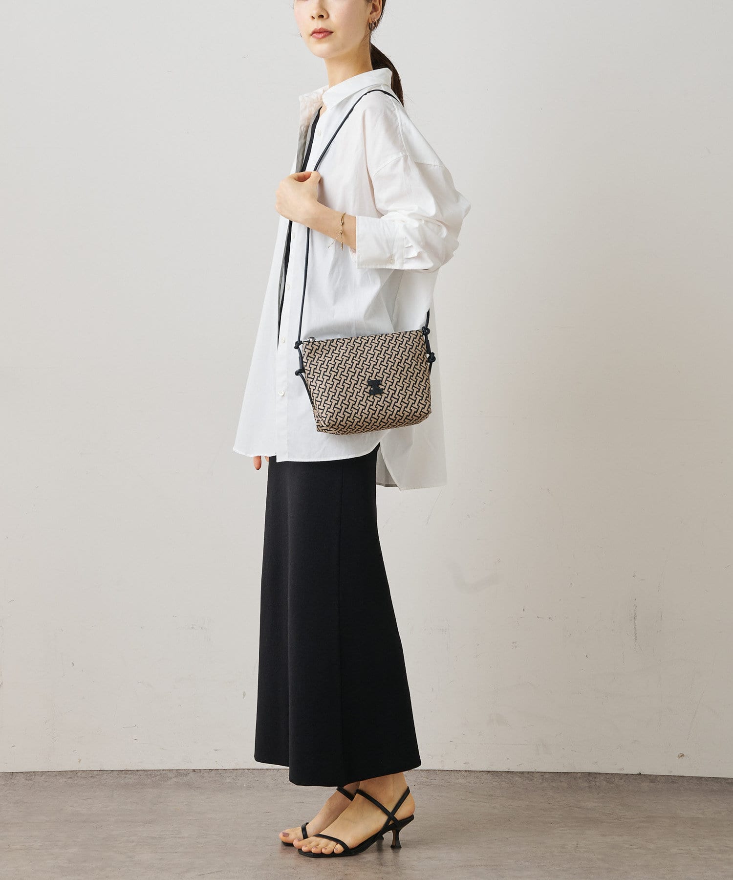 IACUCCI(イアクッチ) モノグランマ SD JACQUARD/RUGA