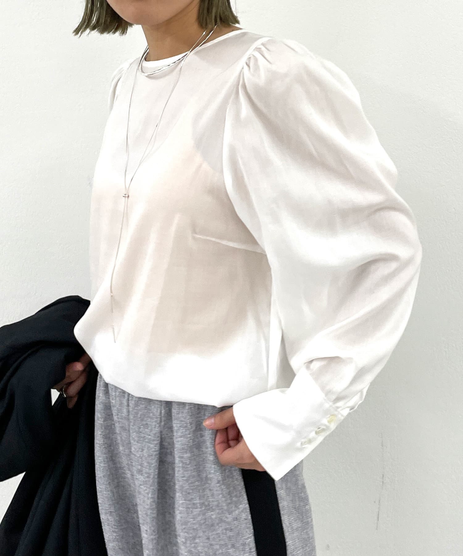 Omekashi(オメカシ) 【オケージョンにも対応◎】パフショルダーブラウス