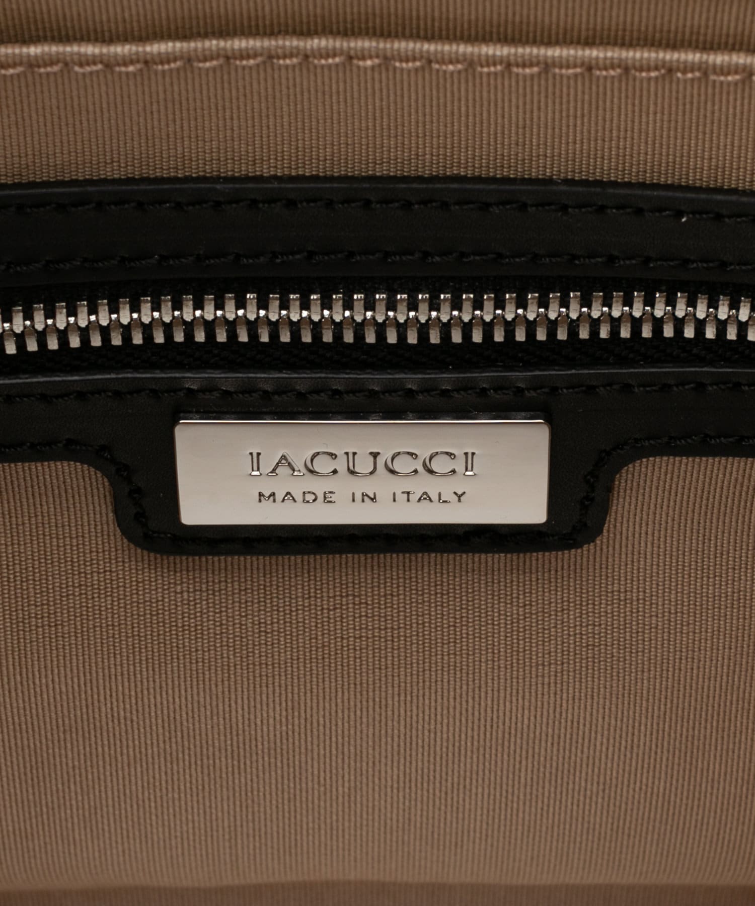 IACUCCI(イアクッチ) モノグランマ S JACQUARD/RUGA