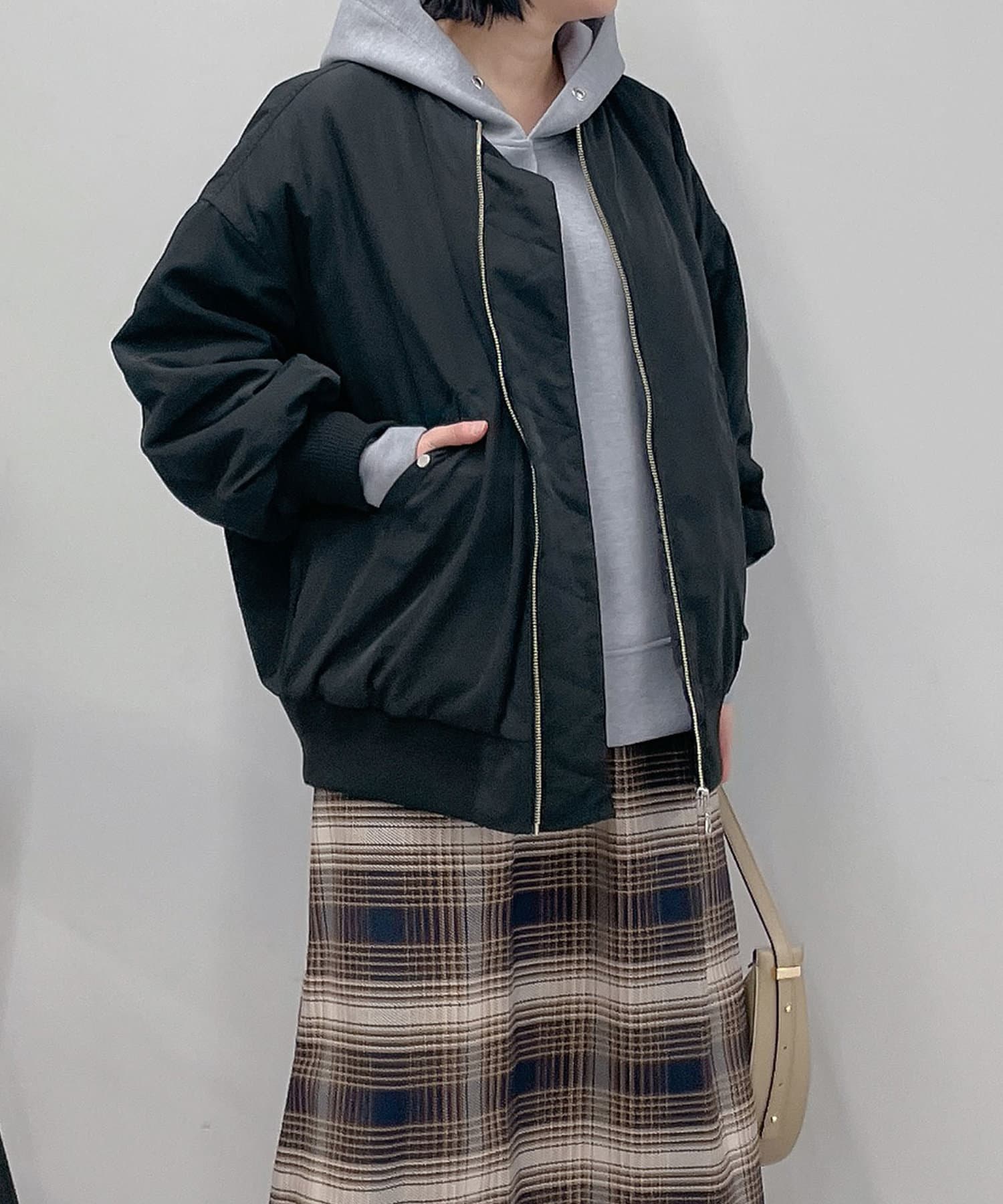 un dix cors(アンディコール) 中綿MA-1