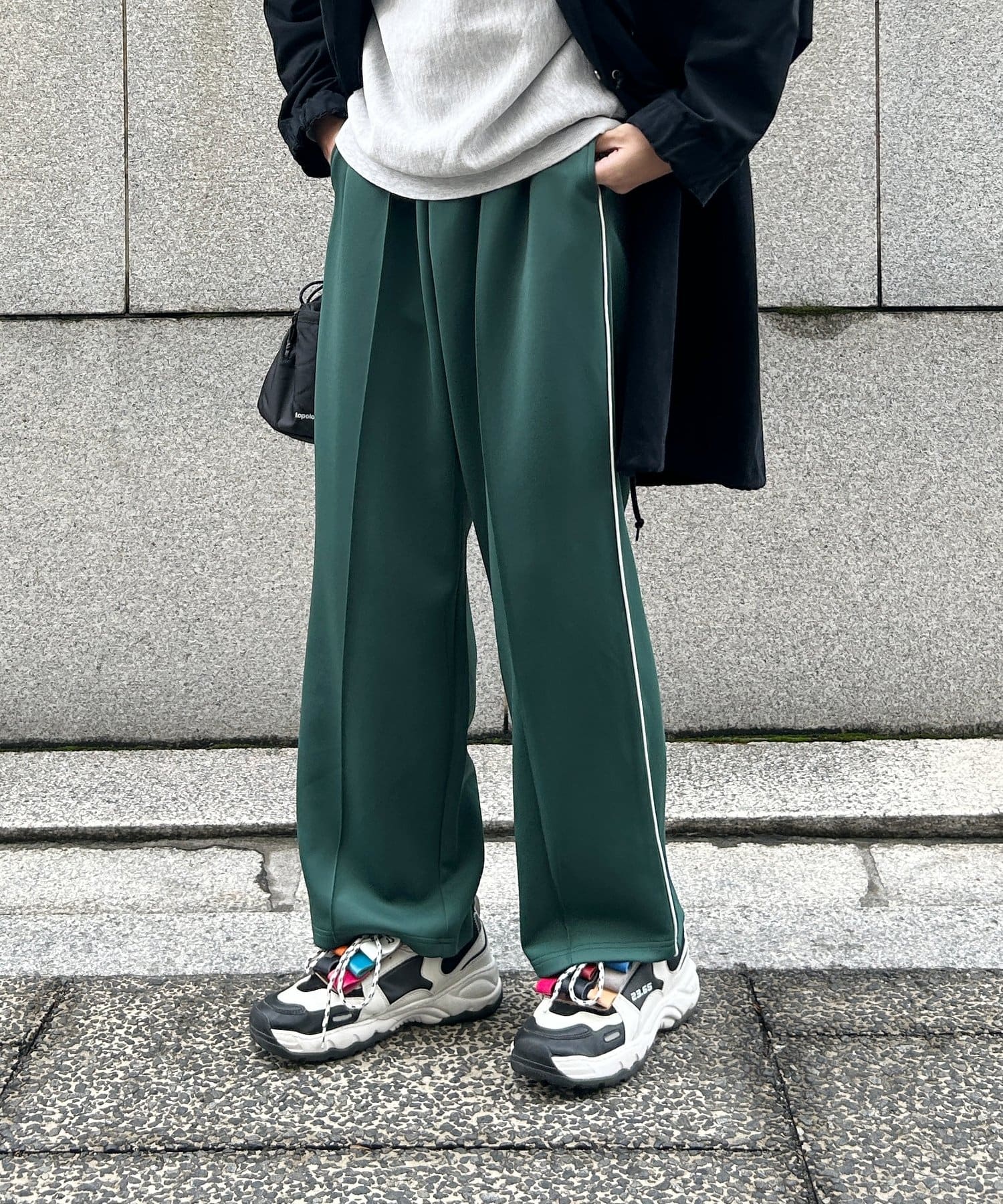 PHENOMENON+MCM TRACK PANTS トラックパンツPMのトラックパンツです