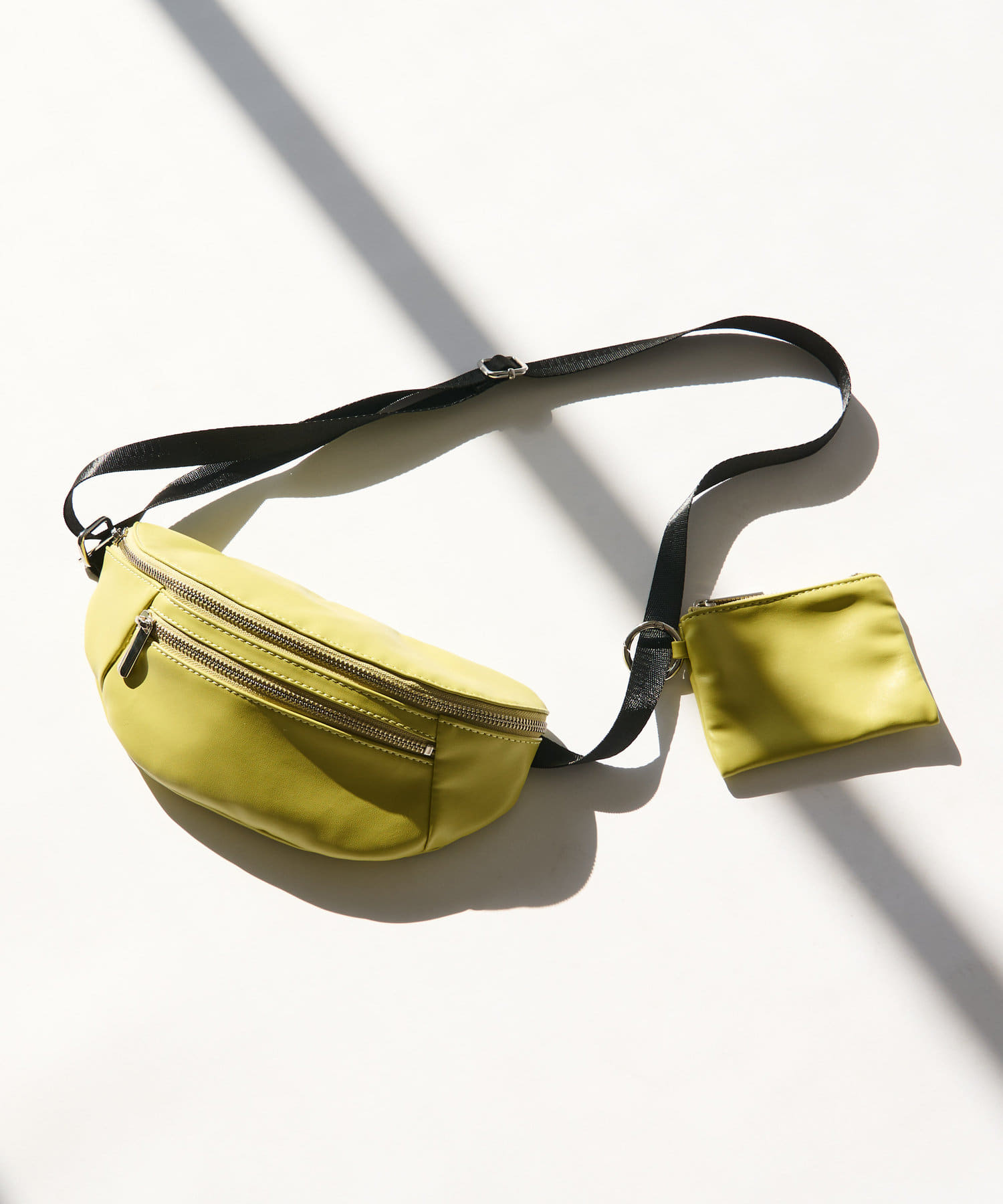 un dix cors(アンディコール) 【cachecache（カシュカシュ）】ウエストショルダーバッグ