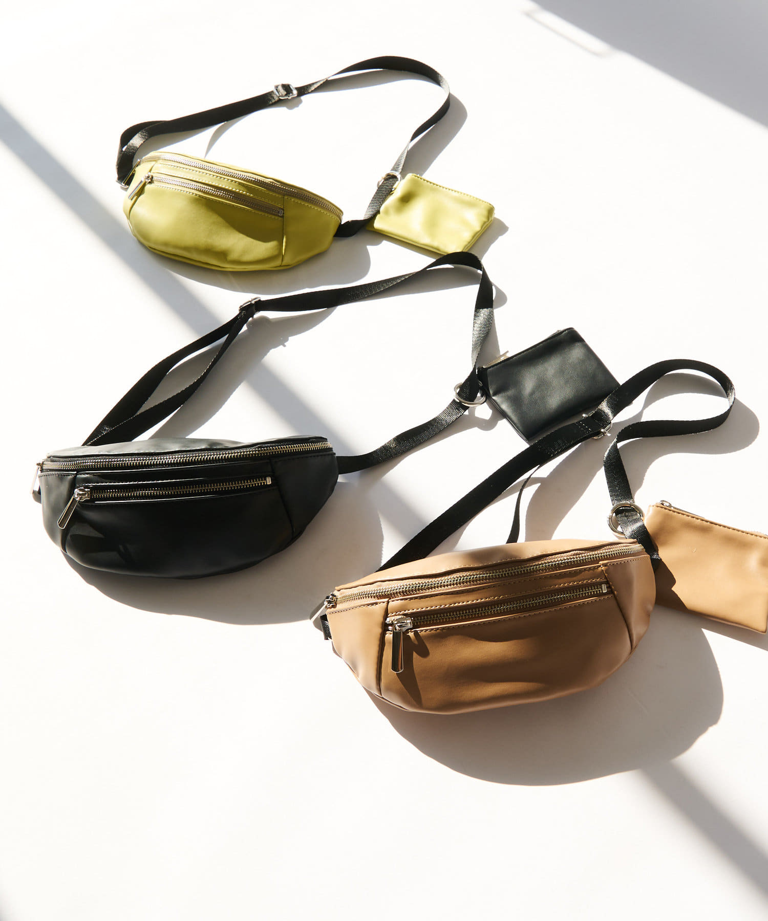 un dix cors(アンディコール) 【cachecache（カシュカシュ）】ウエストショルダーバッグ