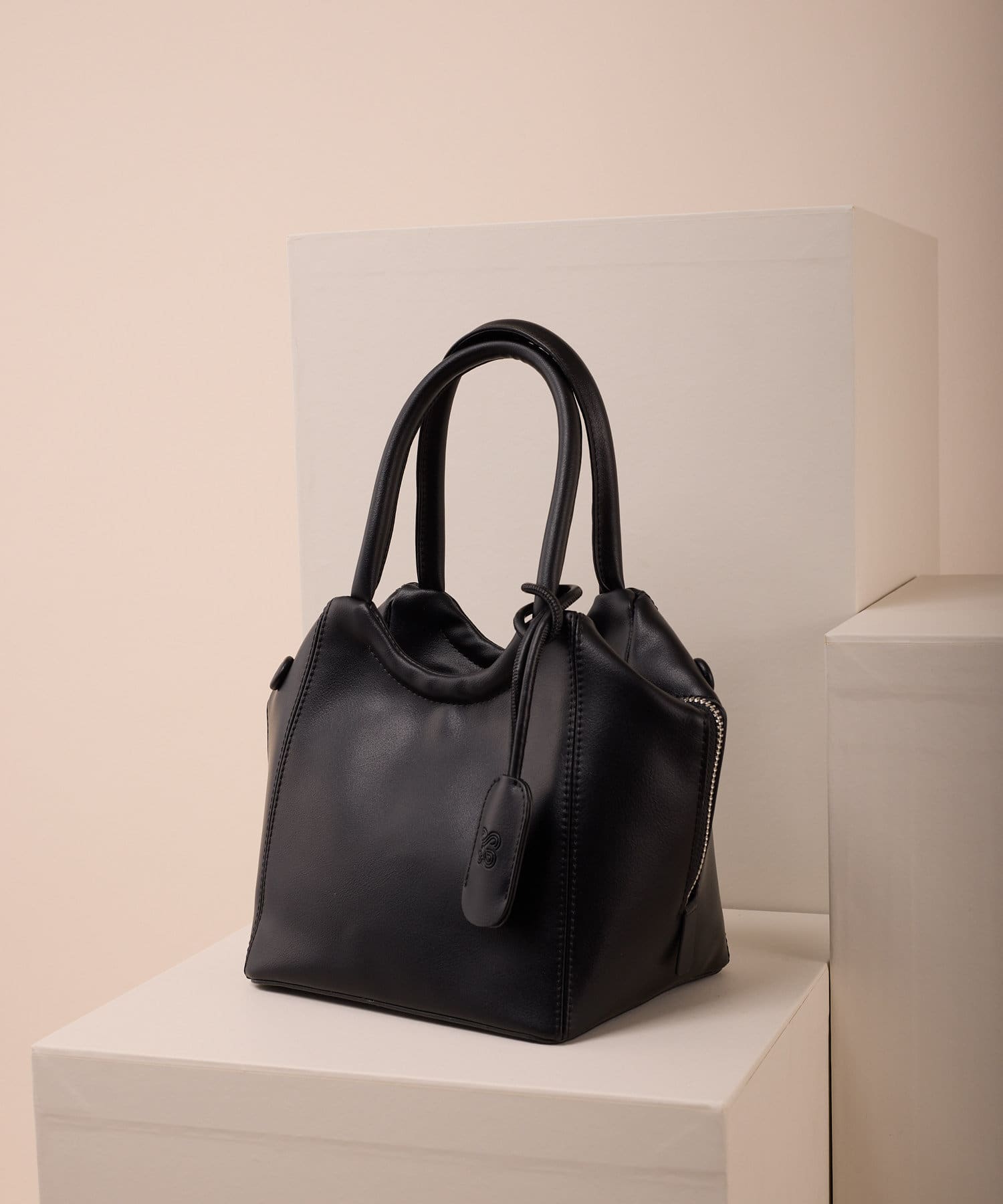 【Kolors like you】 fake leather 2way bag