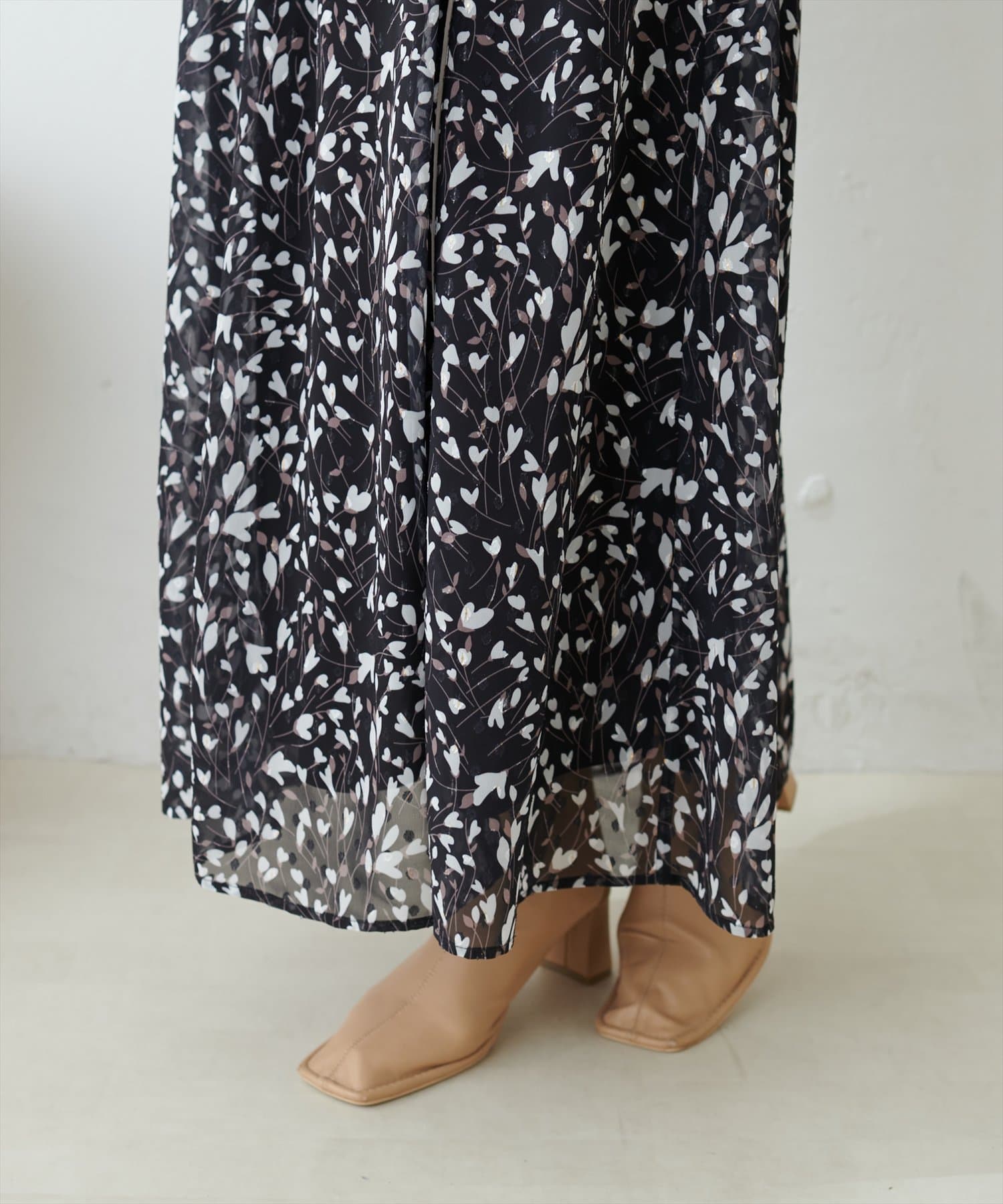 natural couture(ナチュラルクチュール) フラワージャガード配色パイピングスカート