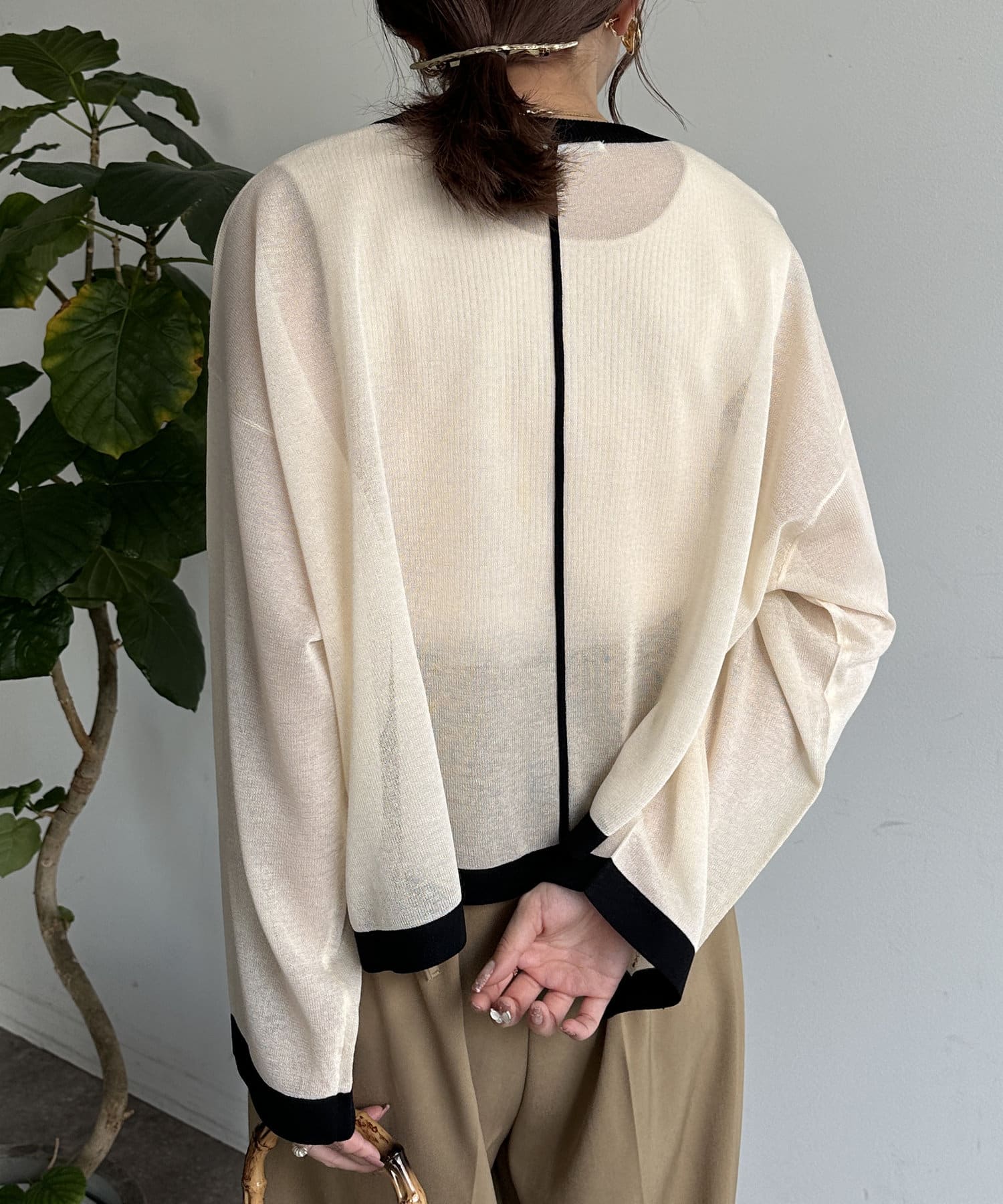 ☺︎tfサアイボリー36 配色ラインシアーワイドニットプルオーバー | Thevon.(ゼヴォン