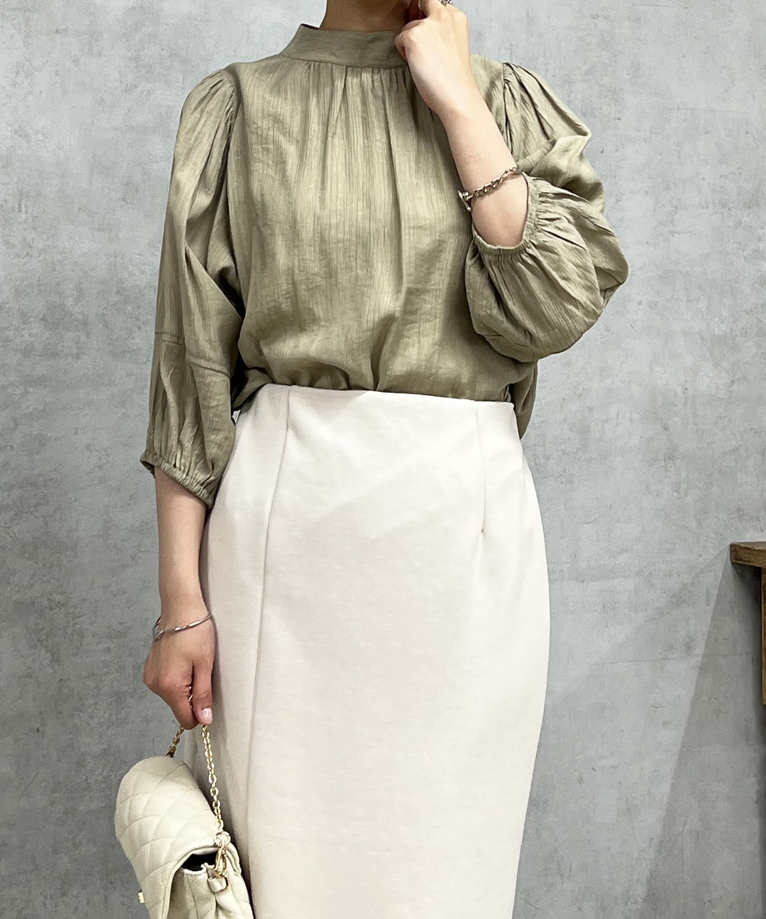 un dix cors(アンディコール) プチハイボリューム袖ブラウス