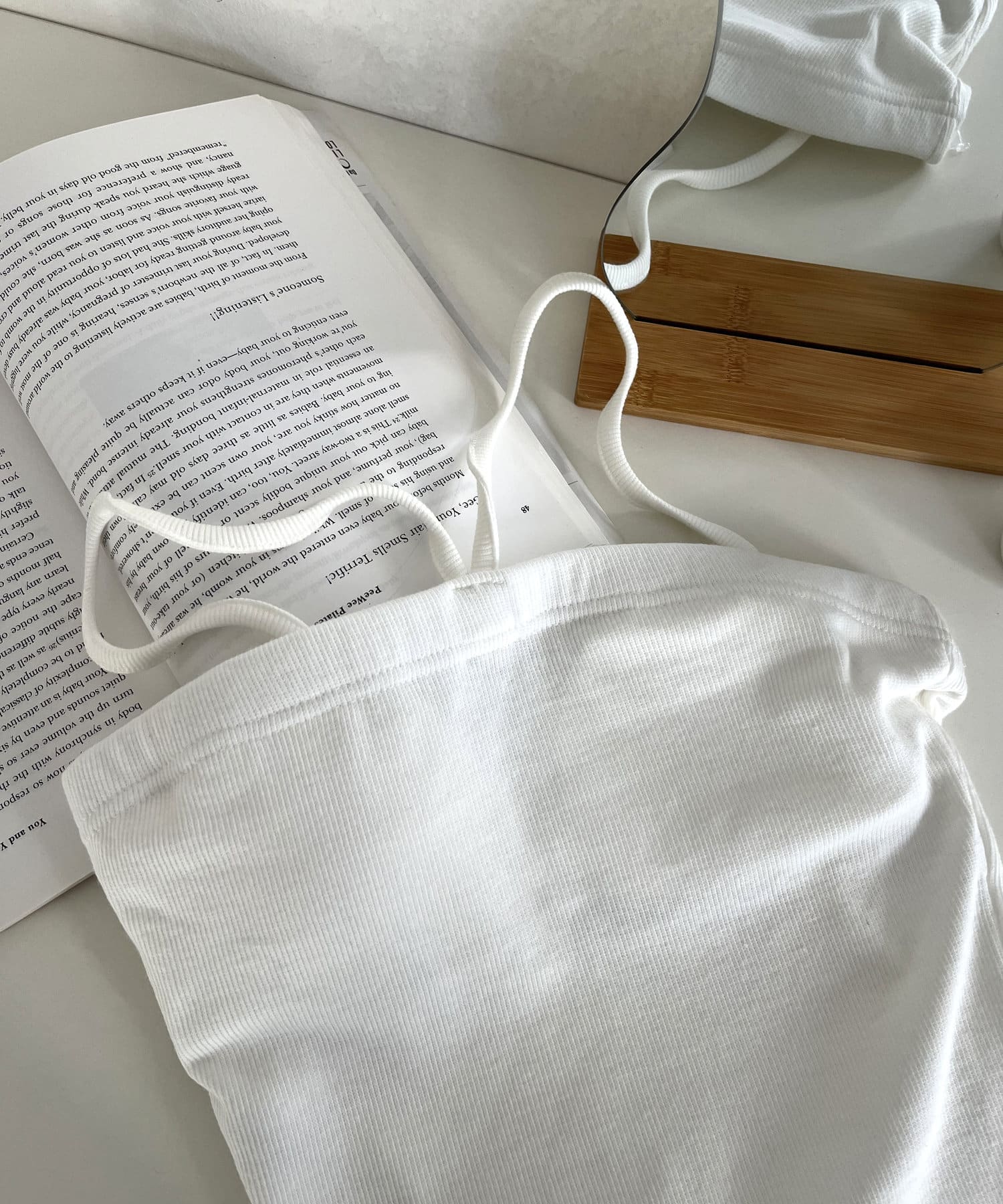 prose verse(プロズヴェール) Vストラップカップ付きキャミ