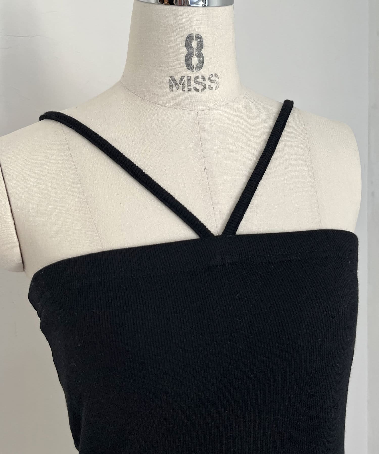 prose verse(プロズヴェール) Vストラップカップ付きキャミ