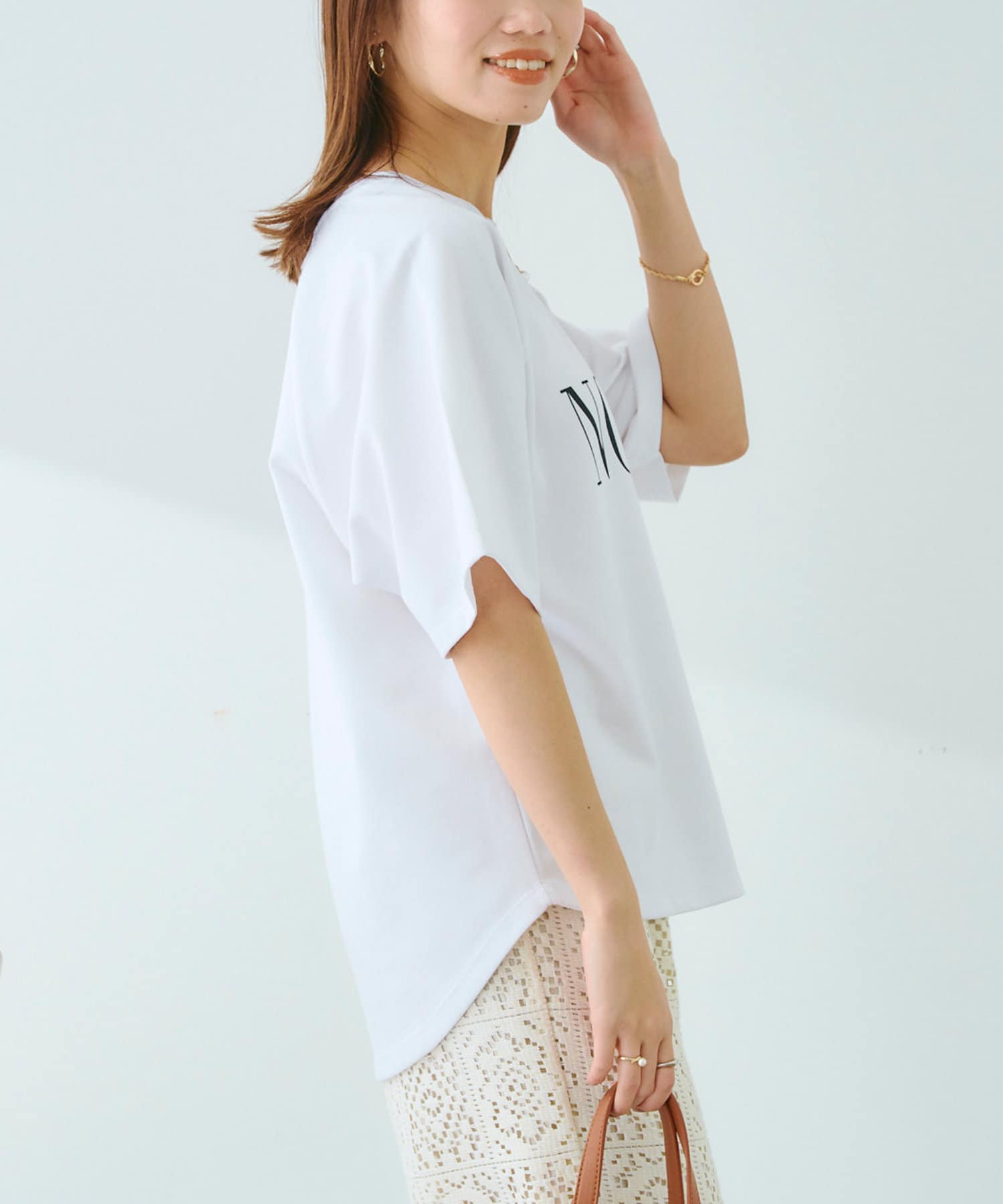 Chez toi(シェトワ) ポンチラグランロゴT