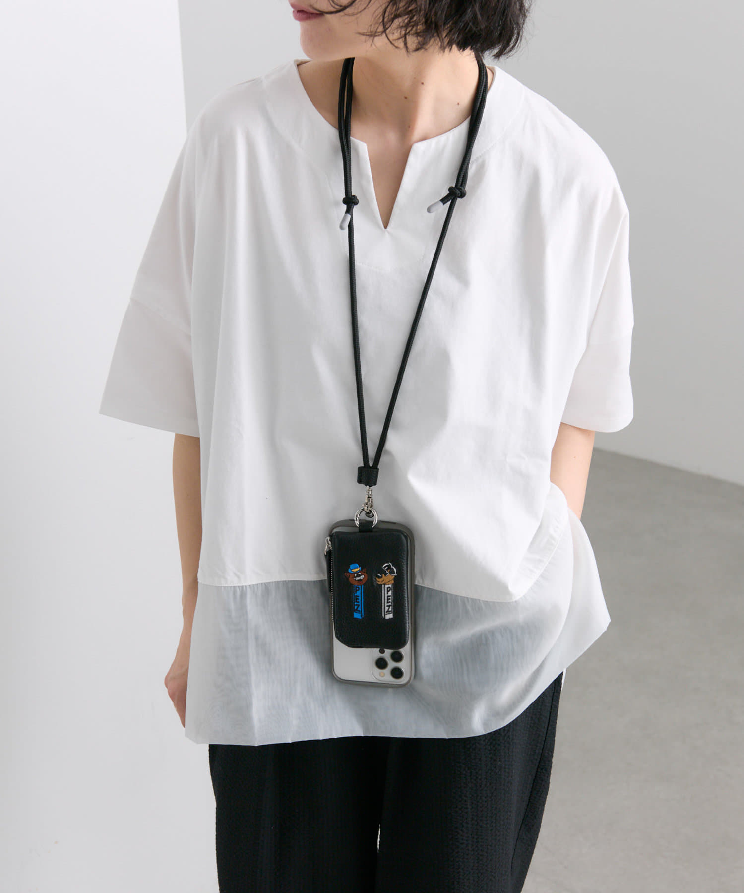 ear PAPILLONNER(イア パピヨネ) 【PEZ(ペッツ) ×ear】WEB限定追加/牛革モバイルストラップショルダー