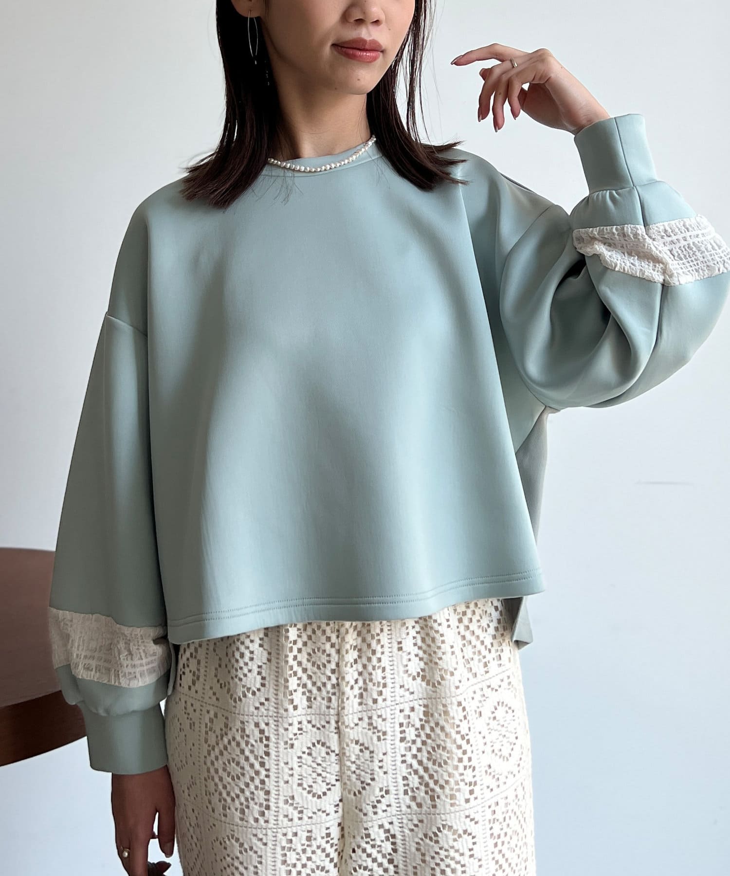 Chez toi(シェトワ) 袖シアーJQ切替ボンディング×リップルプルオーバー