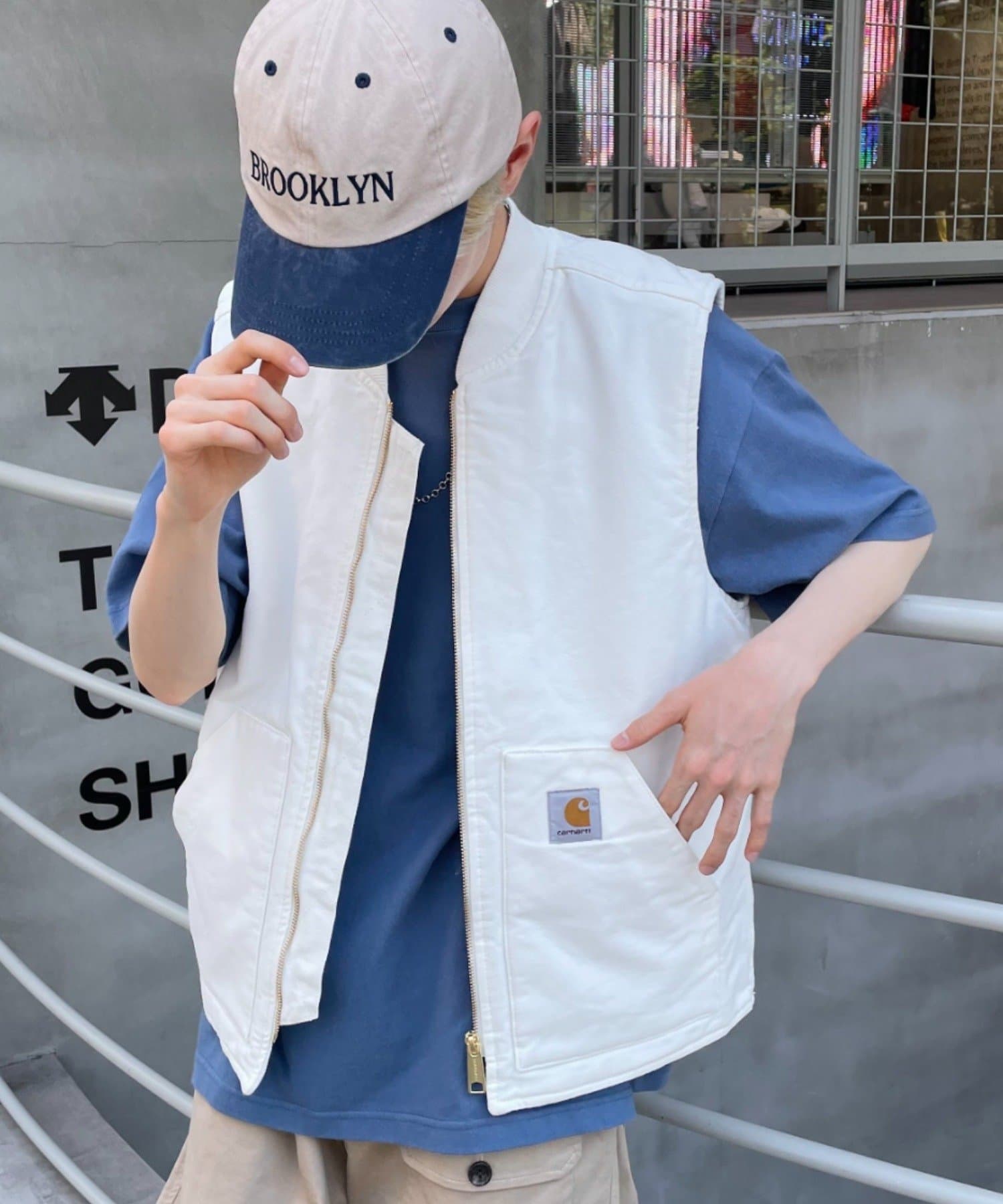 お得セール】 carhartt - Carhartt CLASSIC VEST(写真追加)の通販 by