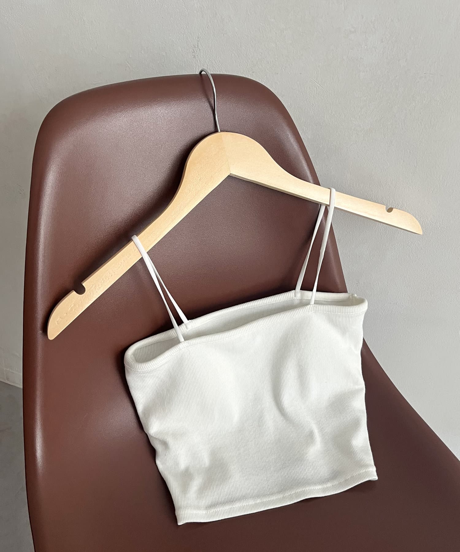 prose verse(プロズヴェール) ショート丈カップ付きキャミ