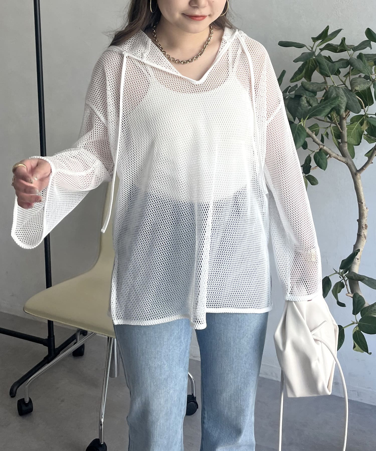 お値下げ！新品未使用⭐︎yori ヨリ ダブルフレアメッシュパーカー ホワイト 撥水ストレッチパーカー | all item| yori