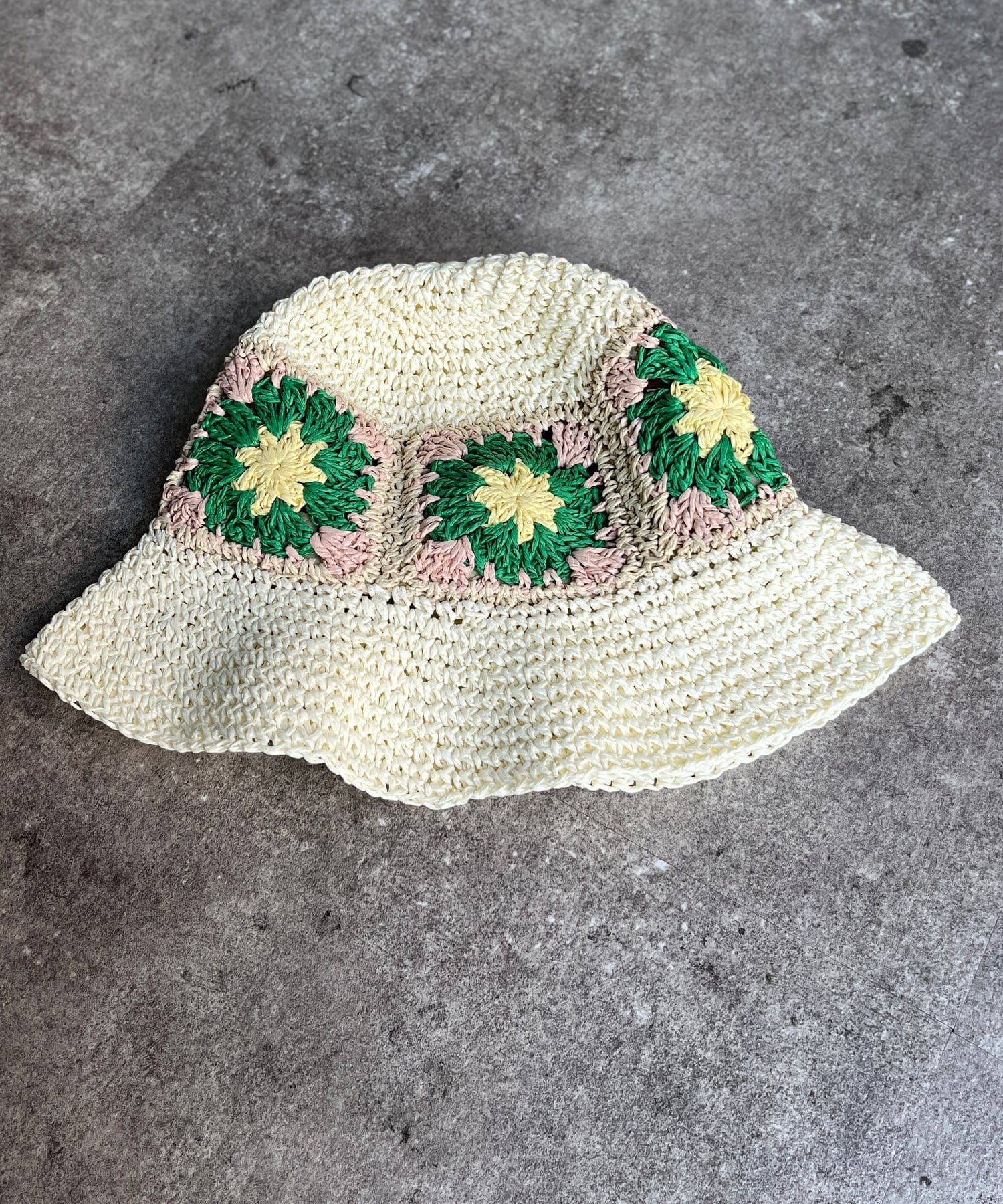 麻とペーパーの帽子　花刺繍 6156805aff922d95cf98bf61c56dde