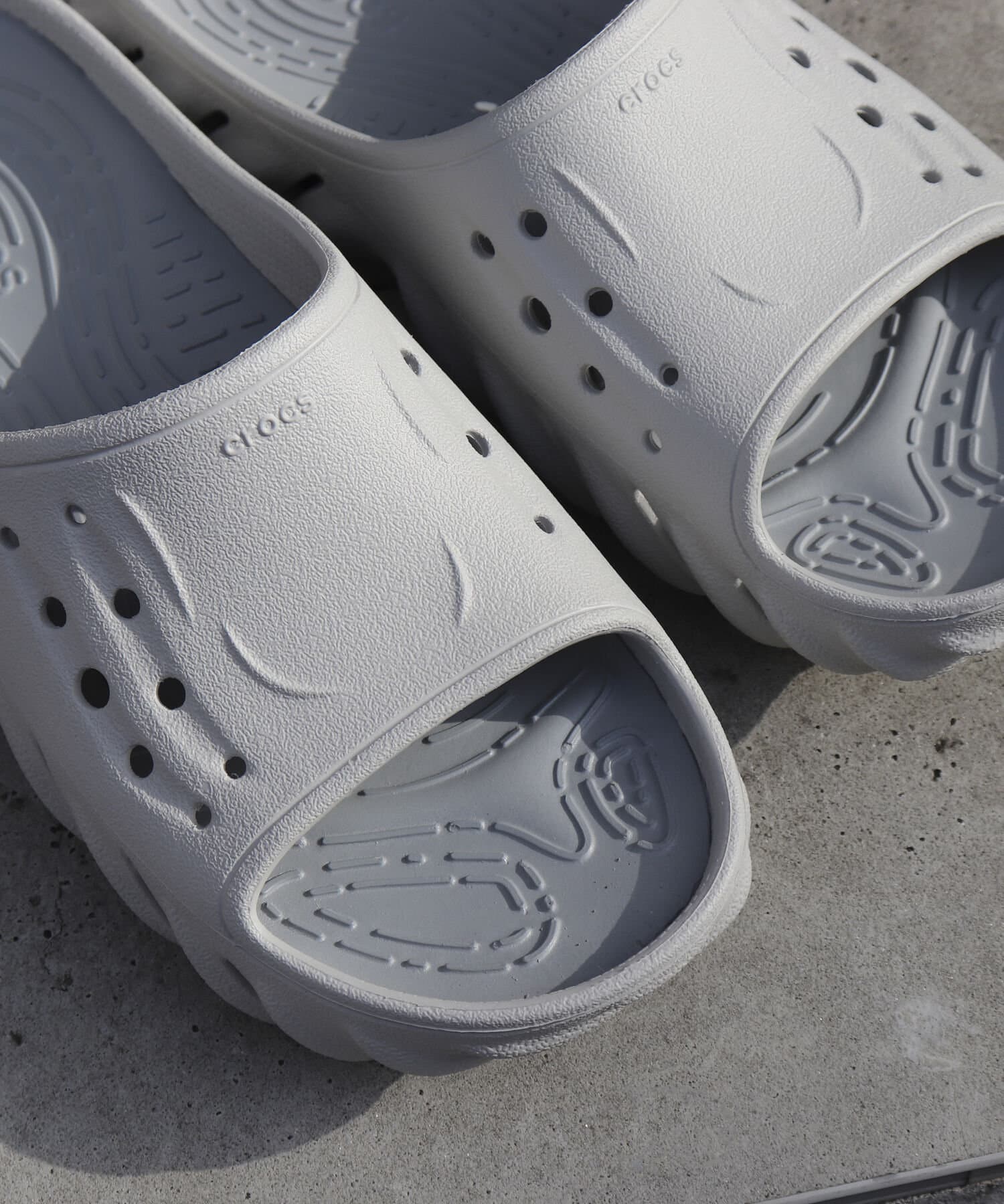 crocs】ECHO SLIDE エコー スライド サンダル | FREDY & GLOSTER