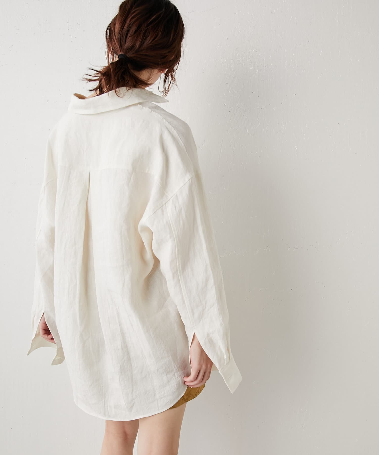 【新品タグ付き】ウィムガゼット　リネンビッグシャツ　white